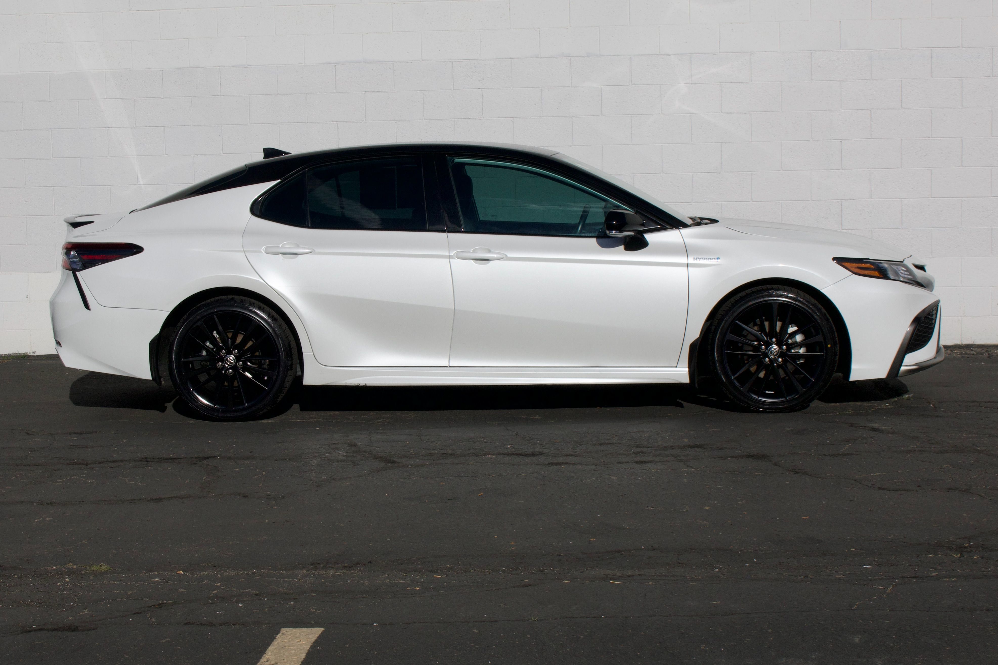 Toyota Camry photo 16