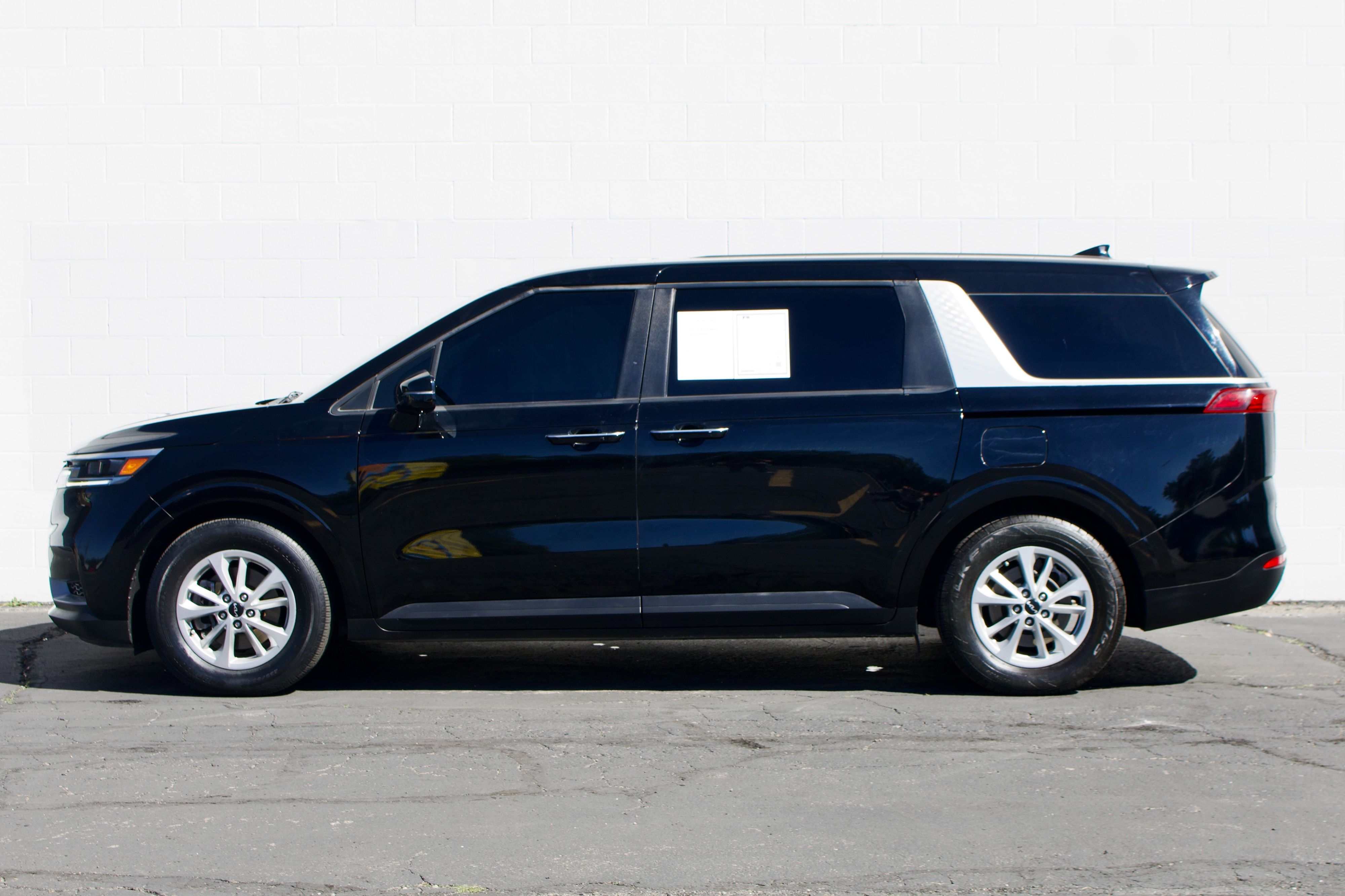 Kia Carnival photo 13