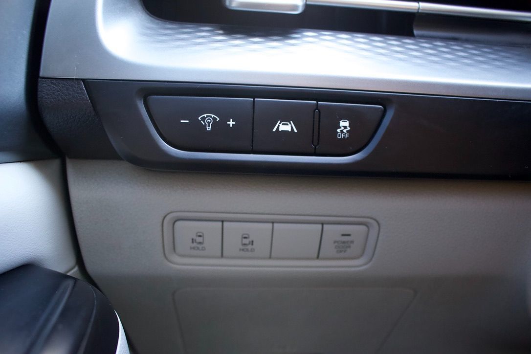 Kia Carnival photo 28