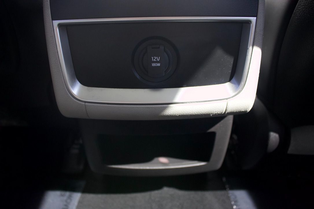 Kia Carnival photo 33