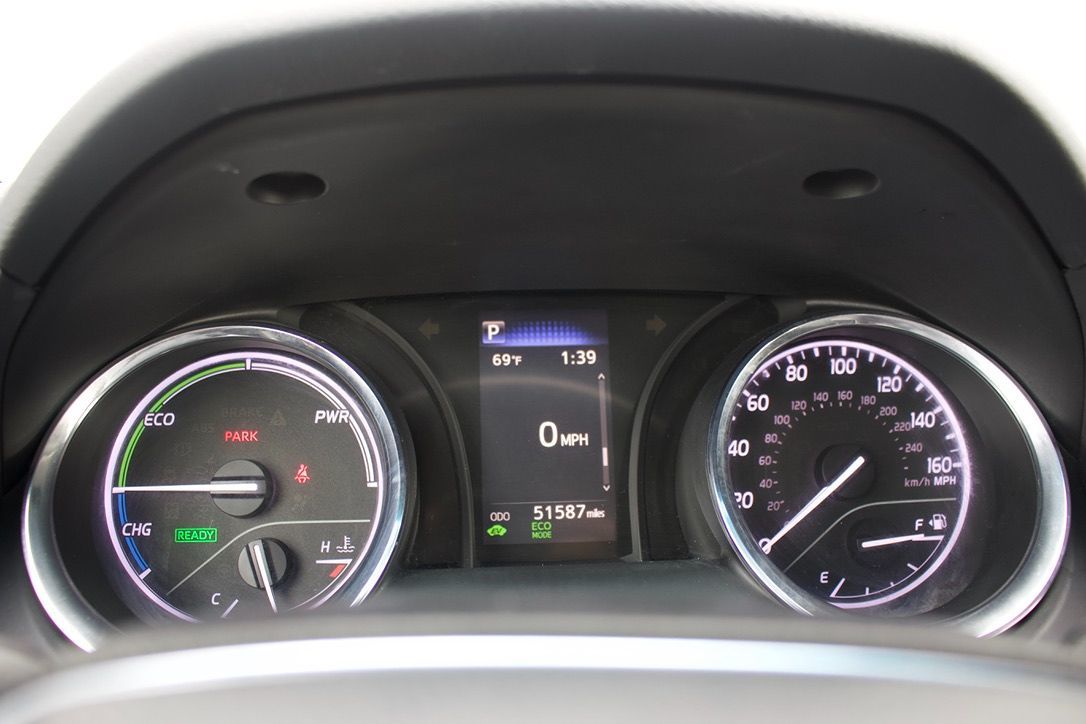 Toyota Camry photo 6