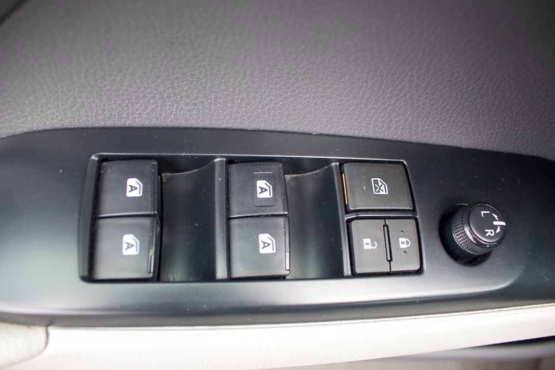 Toyota Camry photo 23