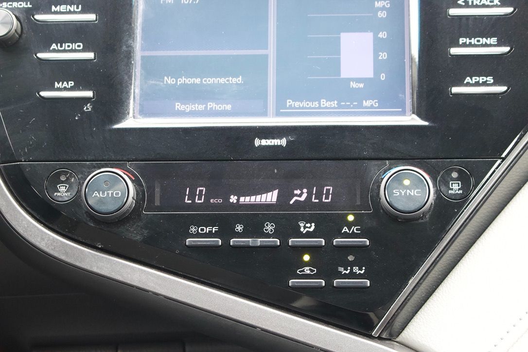 Toyota Camry photo 30