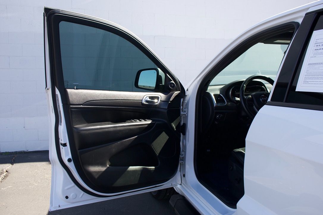 Jeep Grand Cherokee photo 22