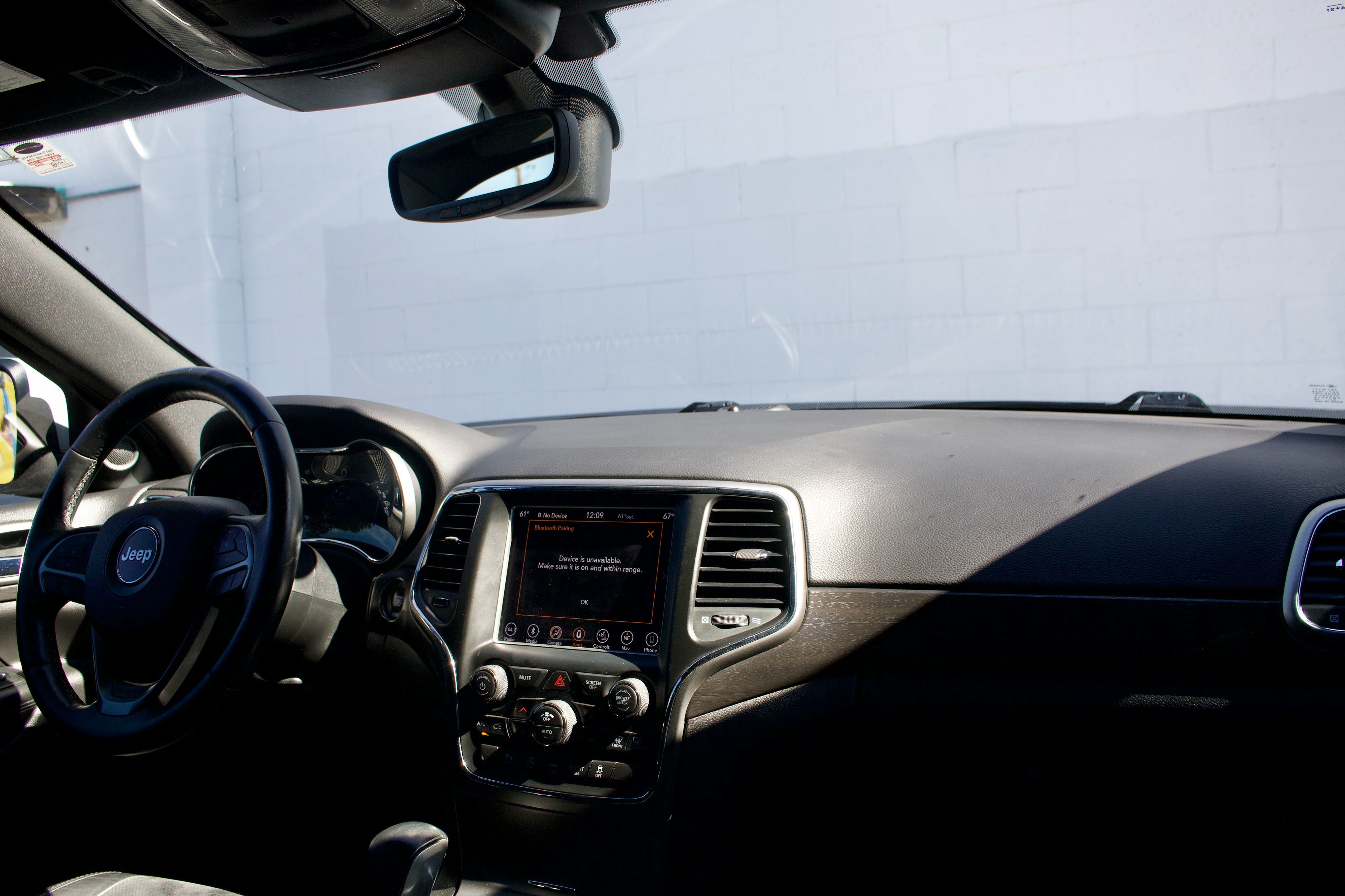 Jeep Grand Cherokee photo 25