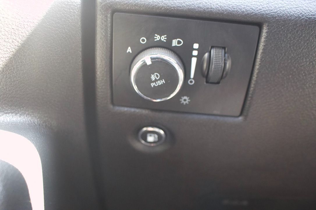 Jeep Grand Cherokee photo 28