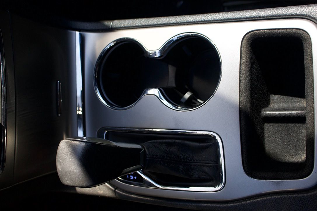 Jeep Grand Cherokee photo 32