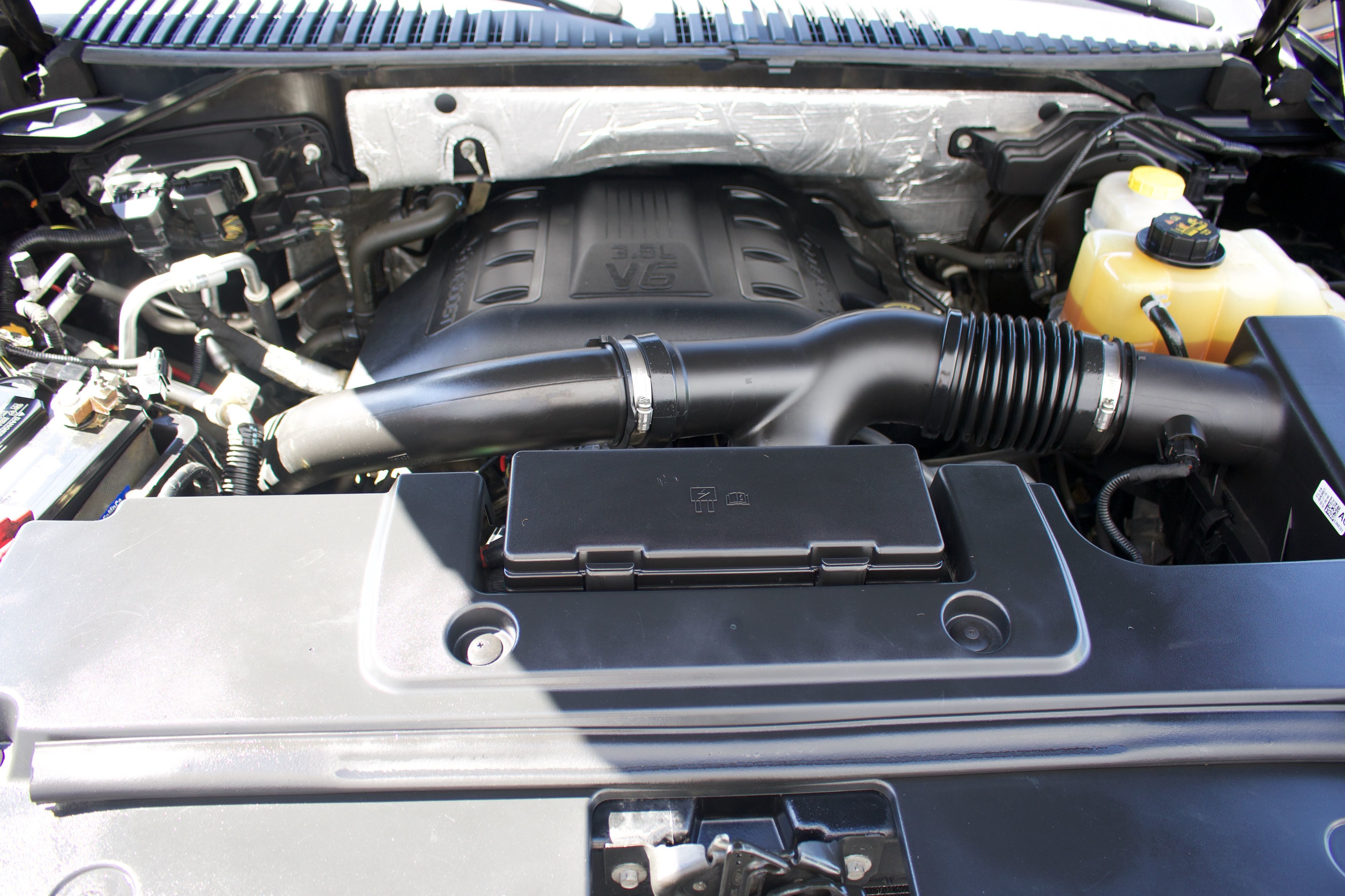 Photo 7 of this Ford Expedition