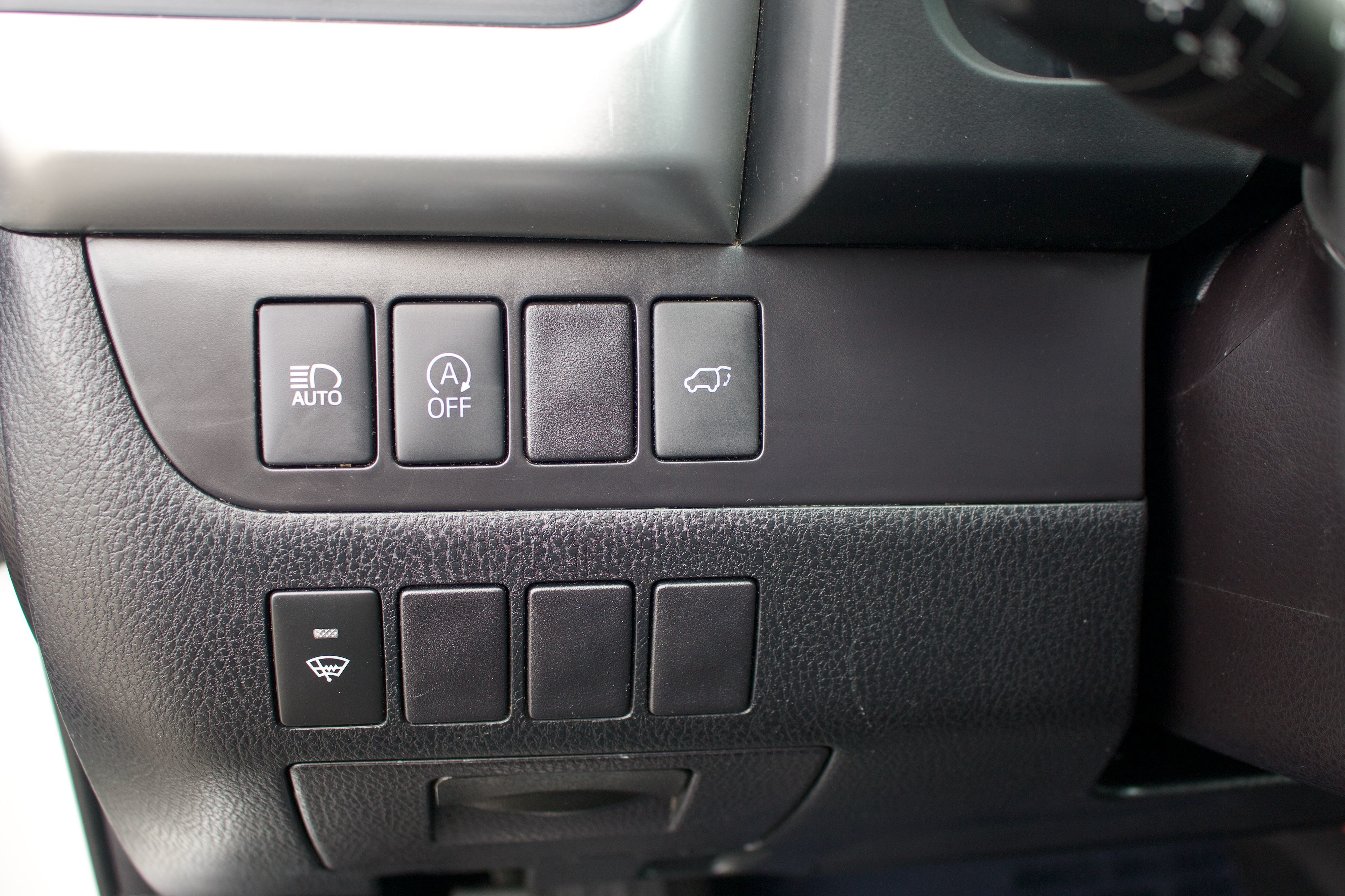Photo 27 of this Toyota Highlander