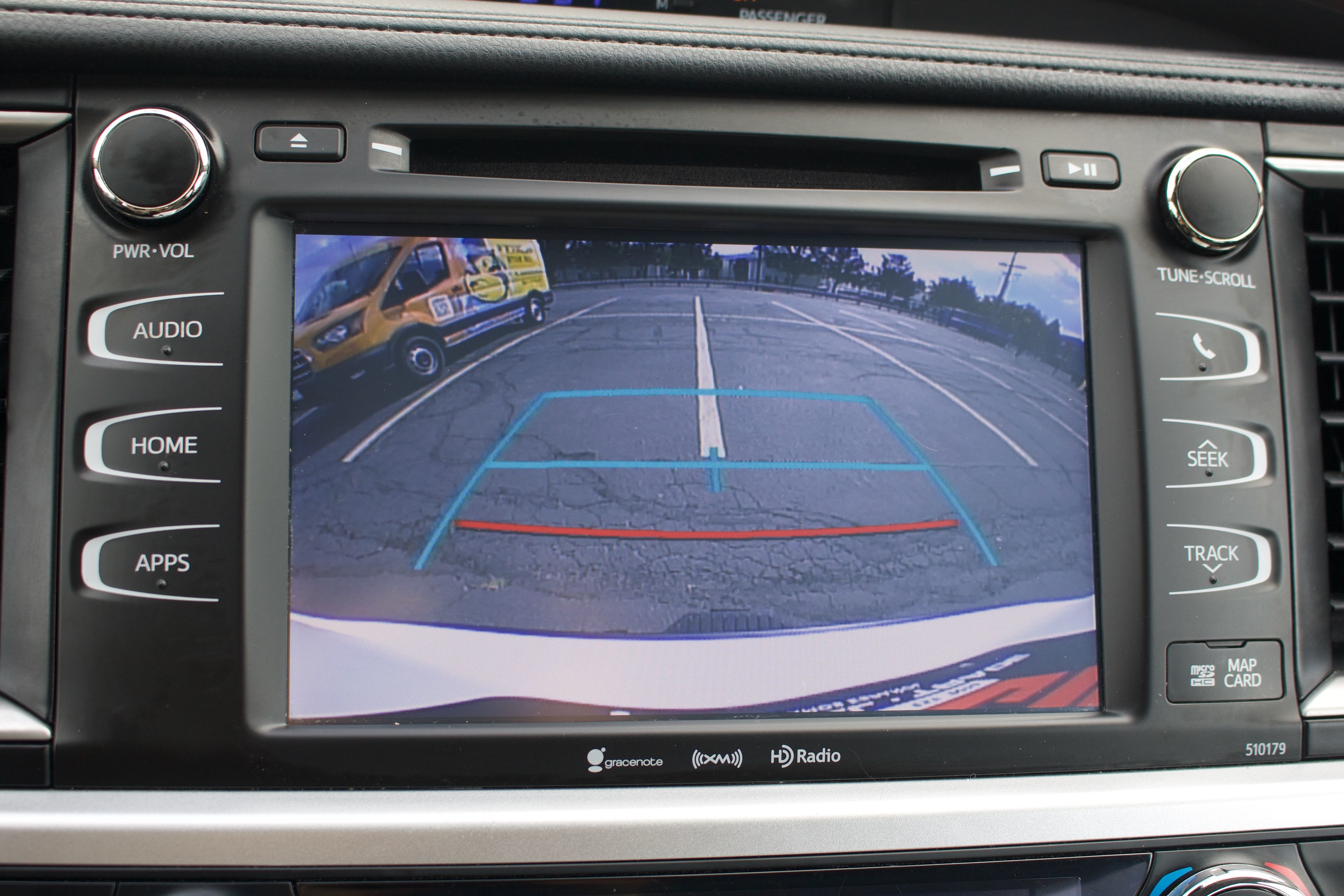 Photo 30 of this Toyota Highlander