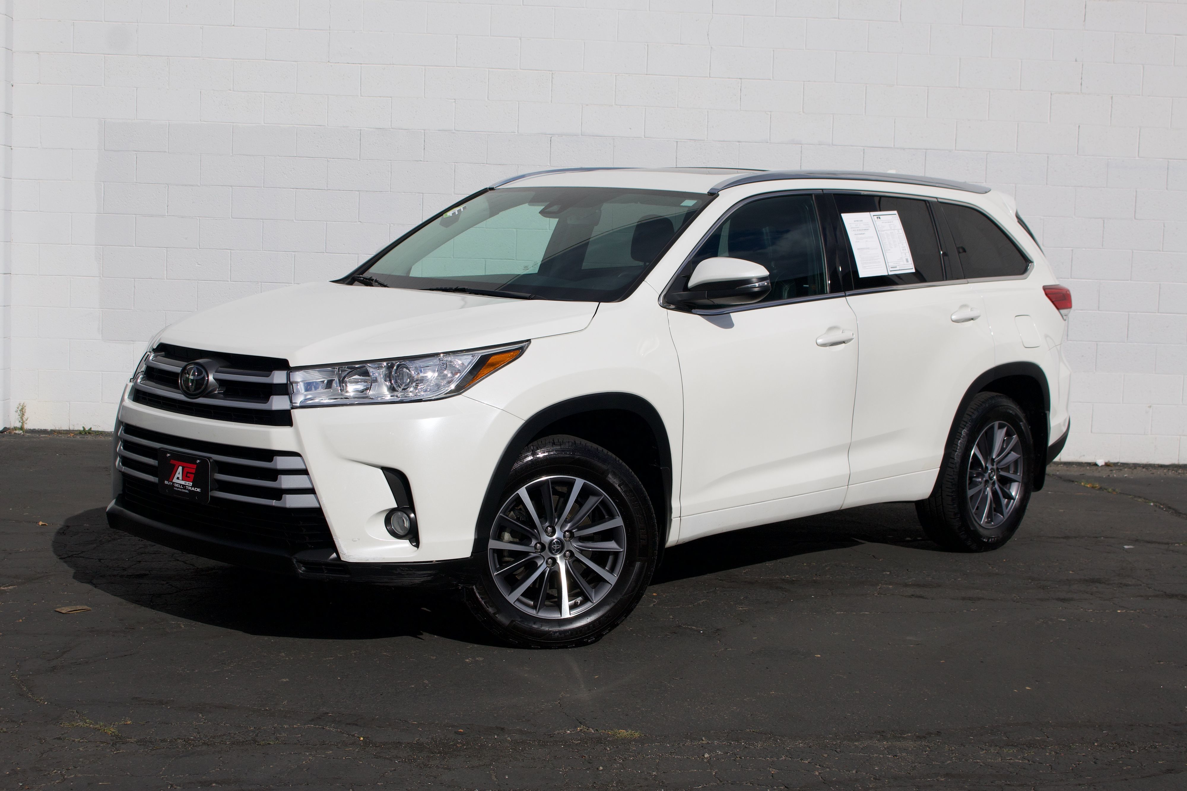 Photo 11 of this Toyota Highlander