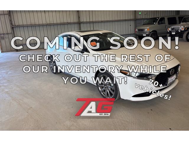 Snowflake White Pearl Mica 2022 Mazda MAZDA3 Sedan Front-Wheel Drive Automatic