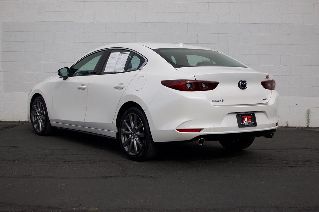 Mazda Mazda3 photo 14