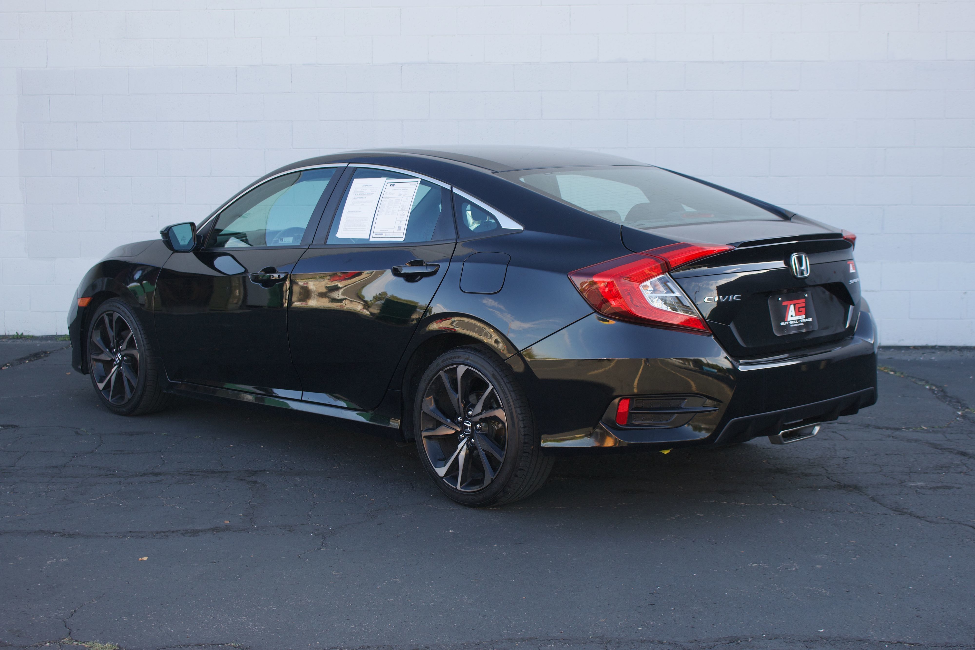 Photo 12 of this Honda Civic Sedan