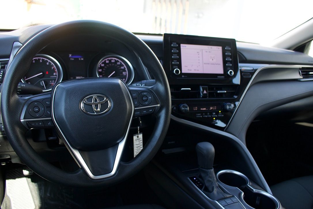 Toyota Camry photo 24