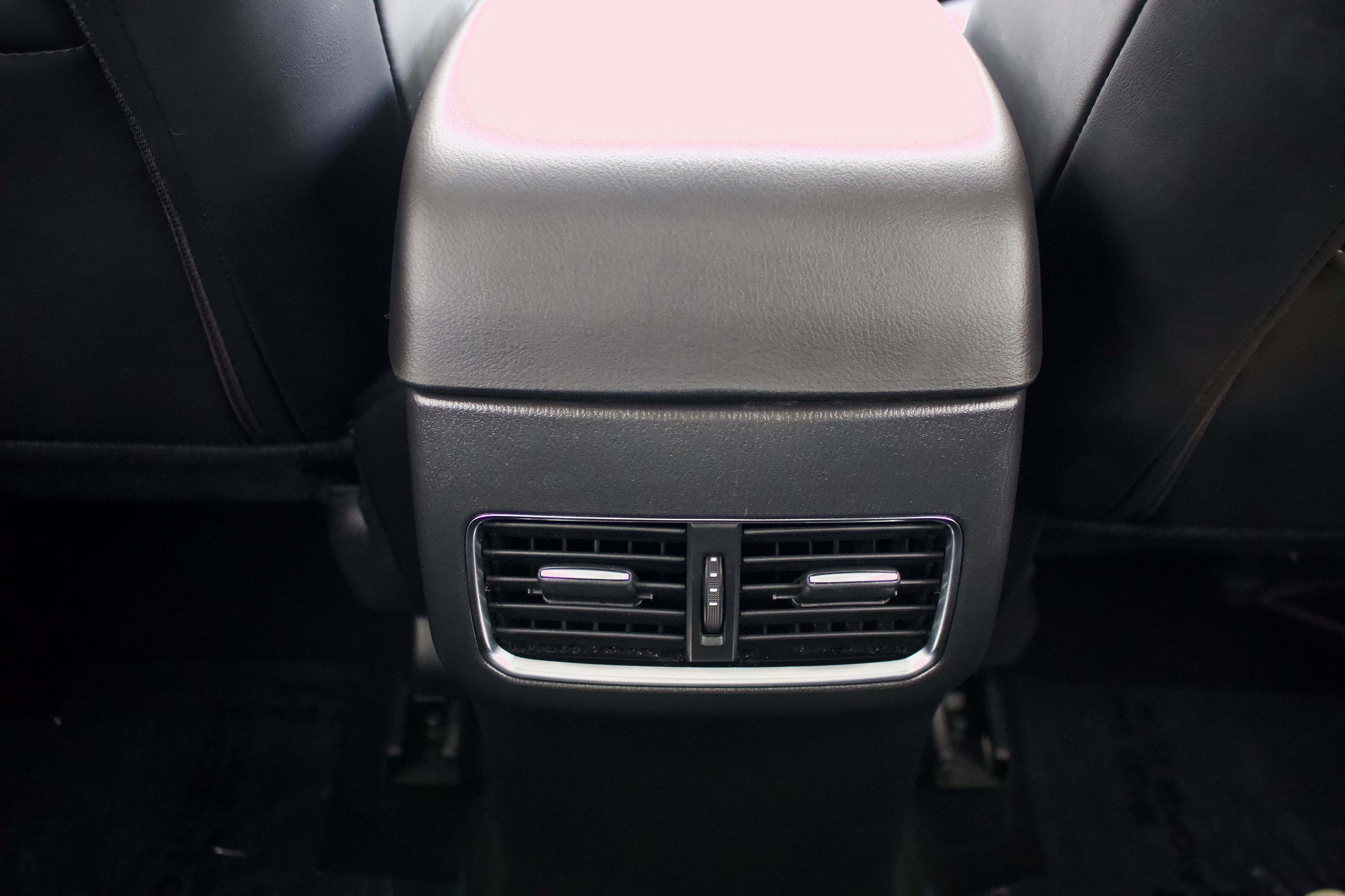 Photo 32 of this Mazda CX-5
