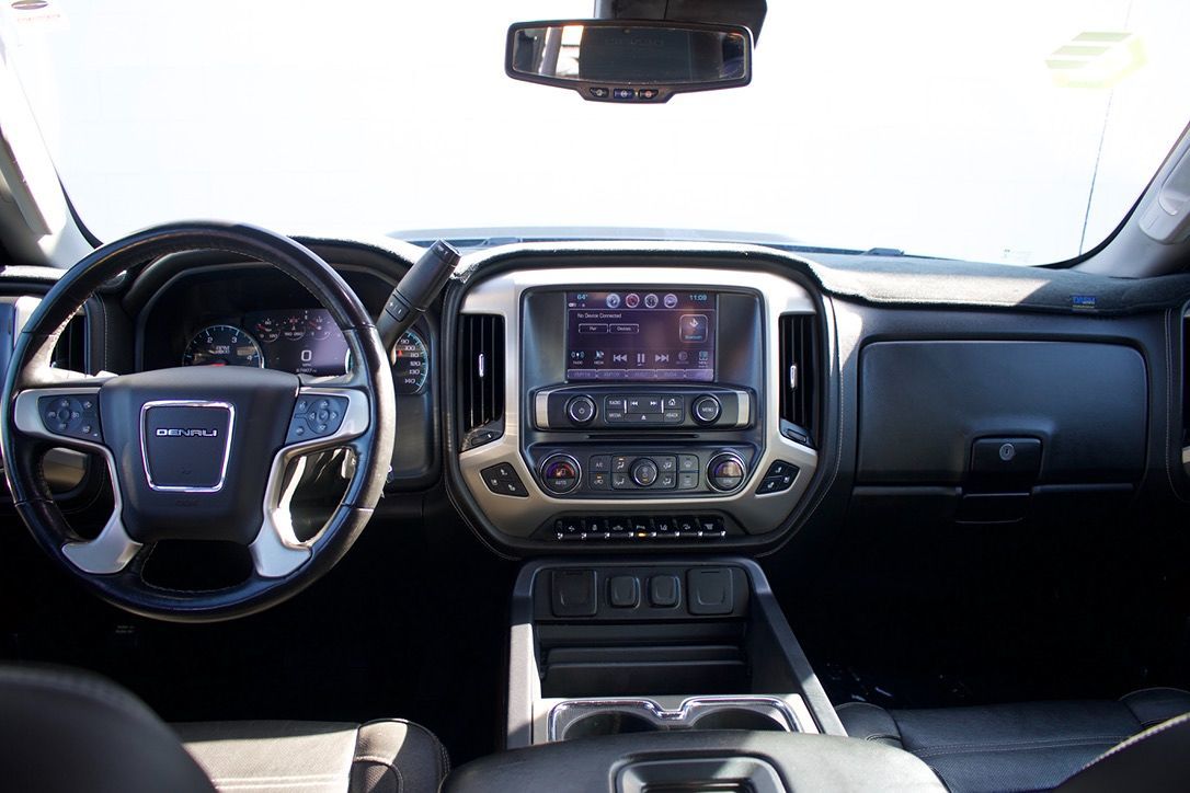 GMC Sierra photo 8