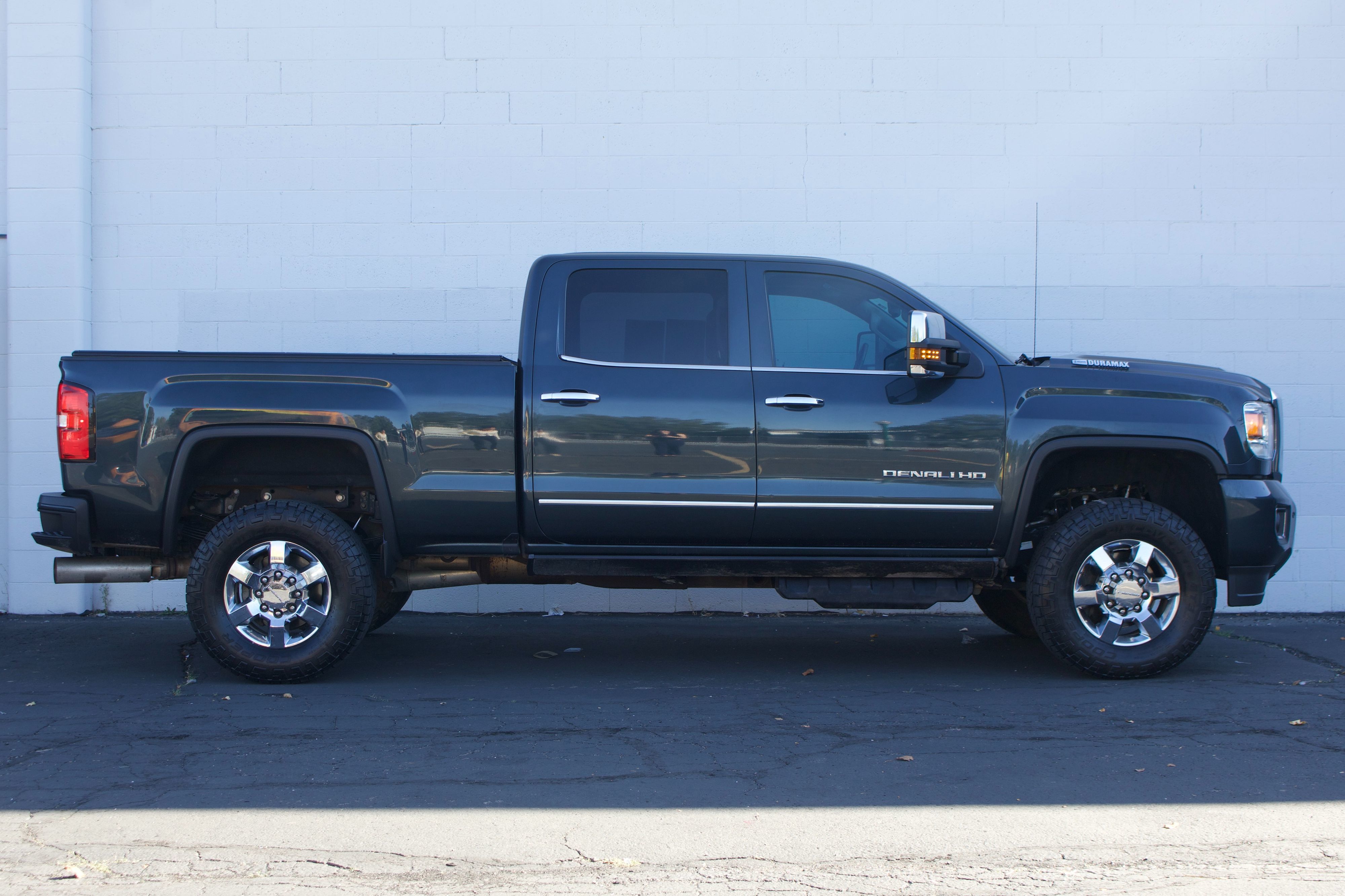 GMC Sierra photo 16