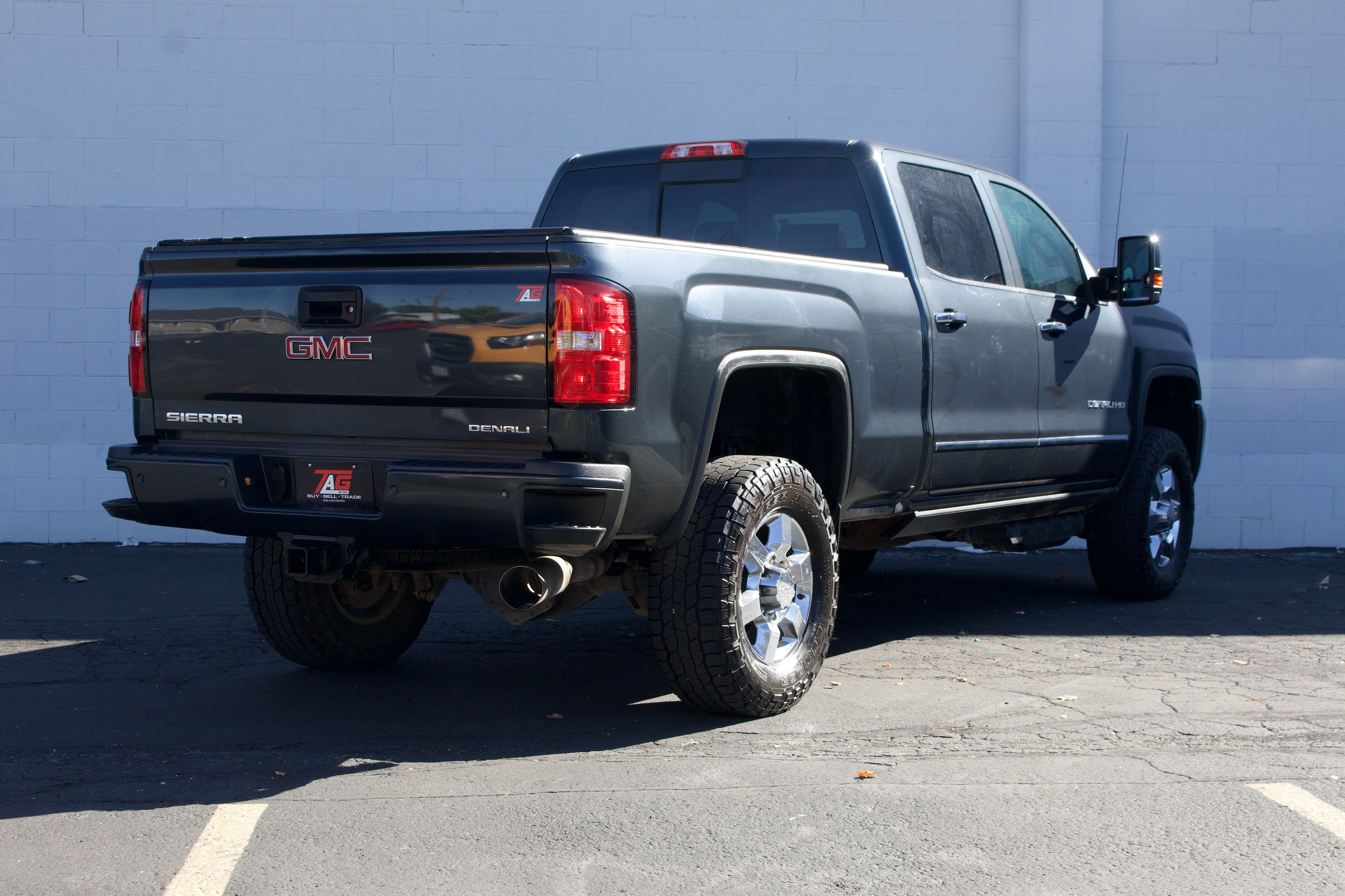 GMC Sierra photo 15