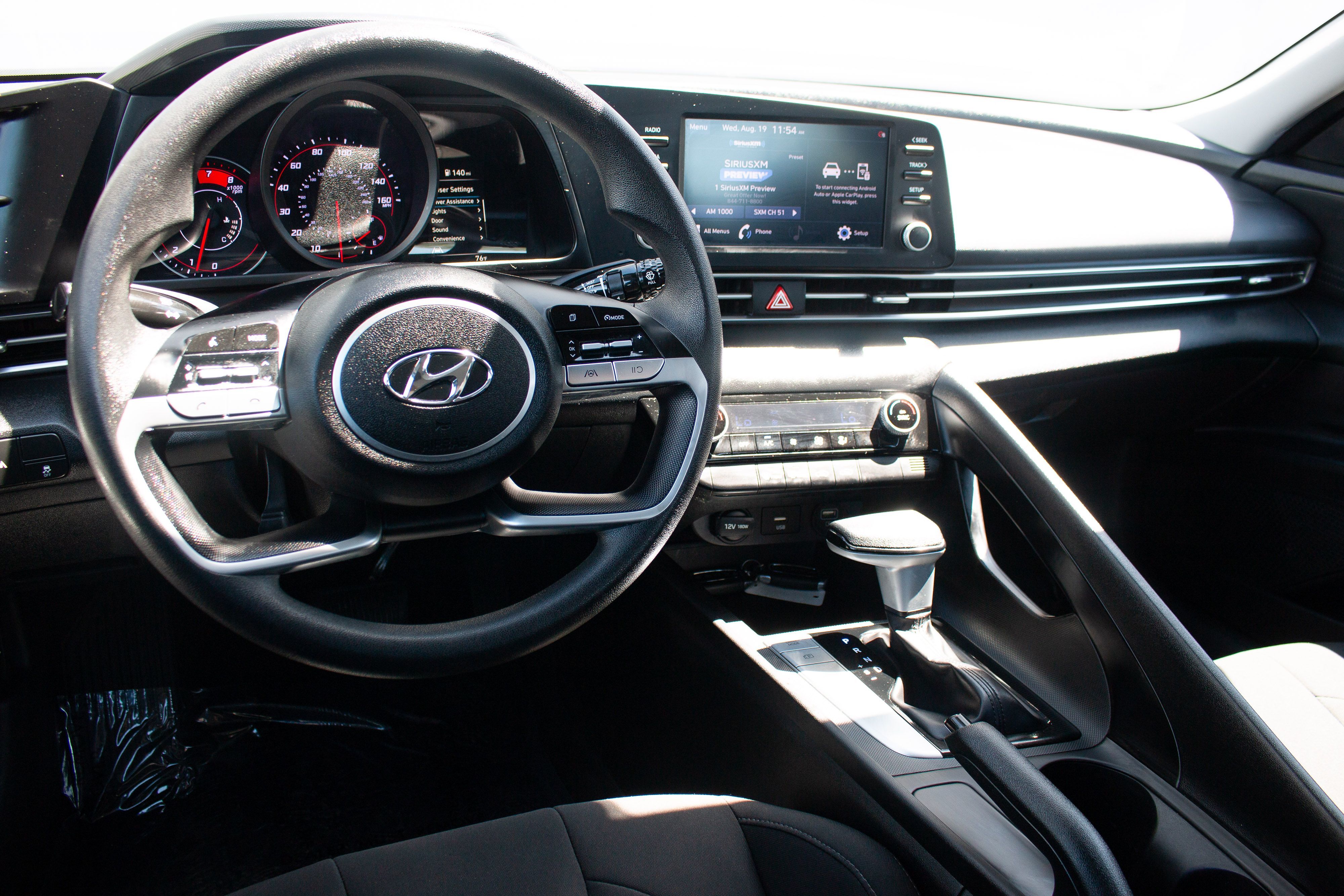 2021 Hyundai Elantra SEL - Photo 23