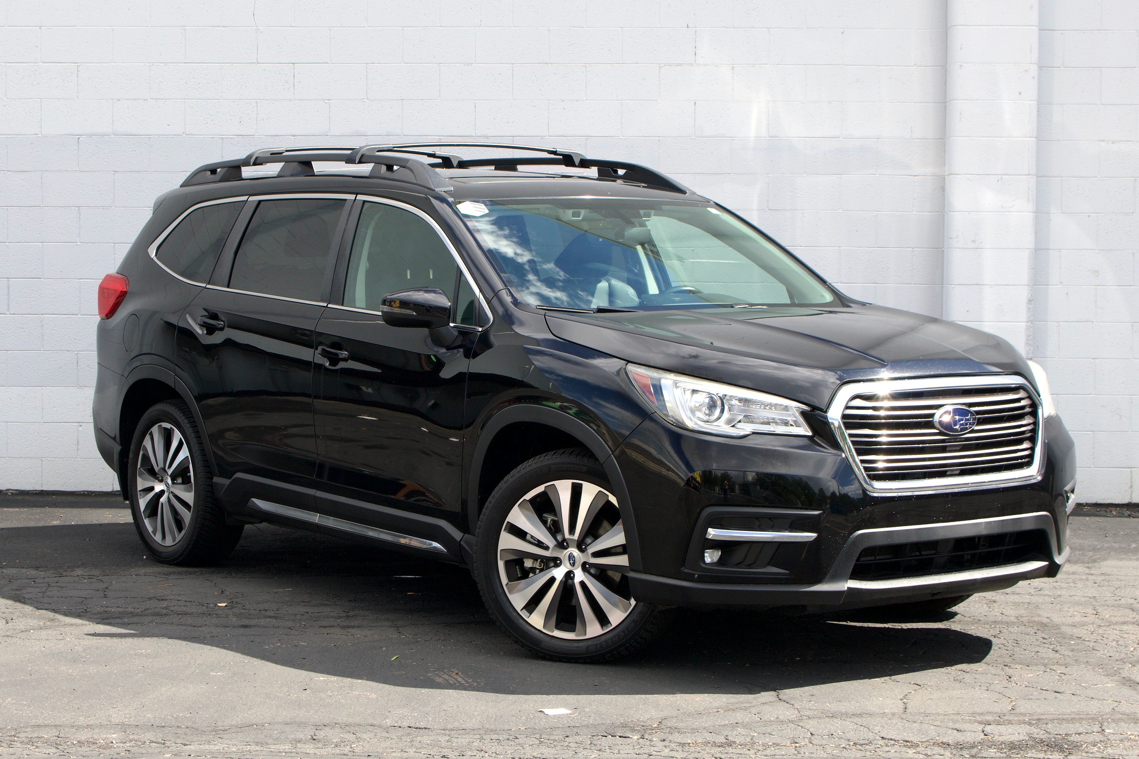 Subaru Ascent photo 2