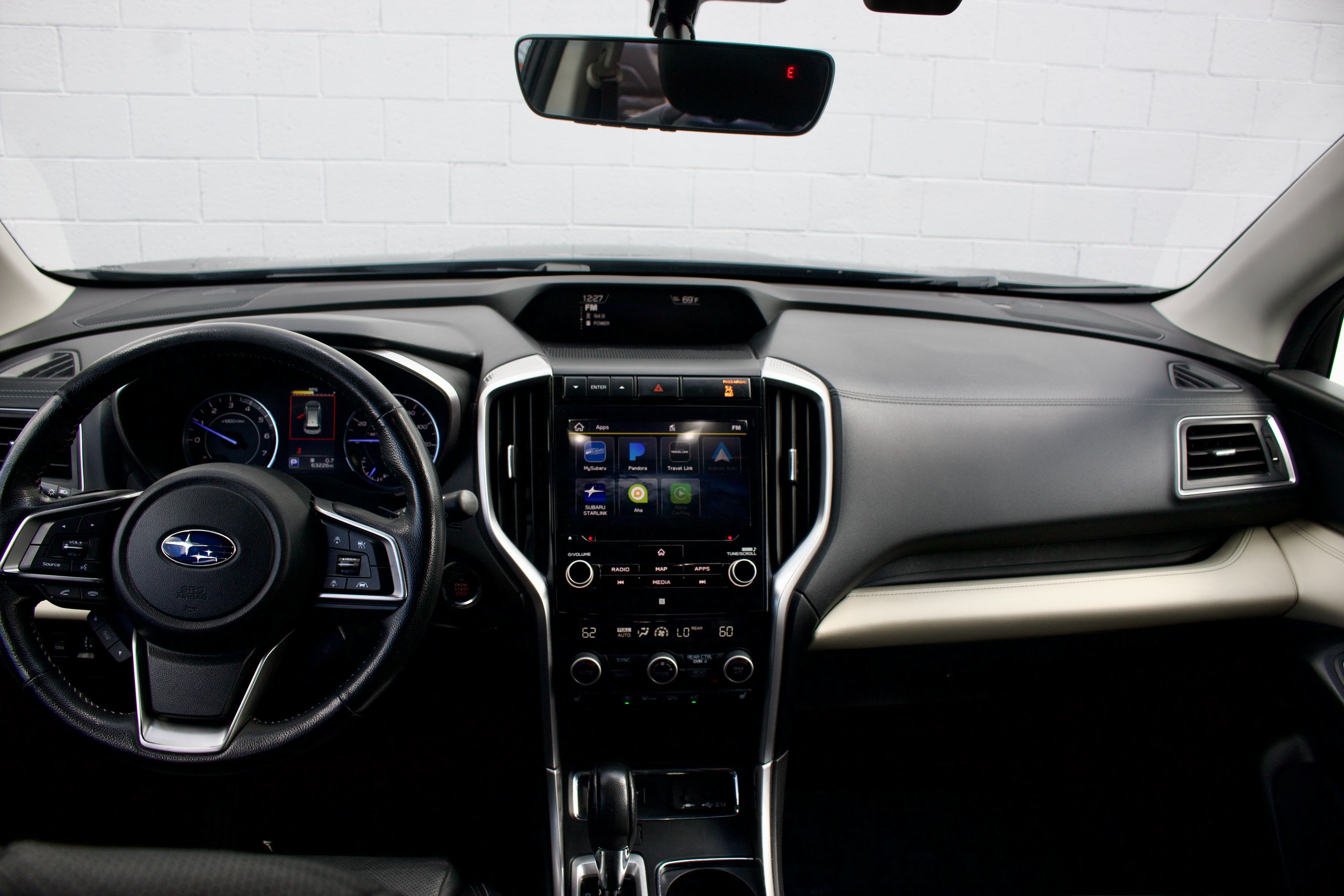 Subaru Ascent photo 8