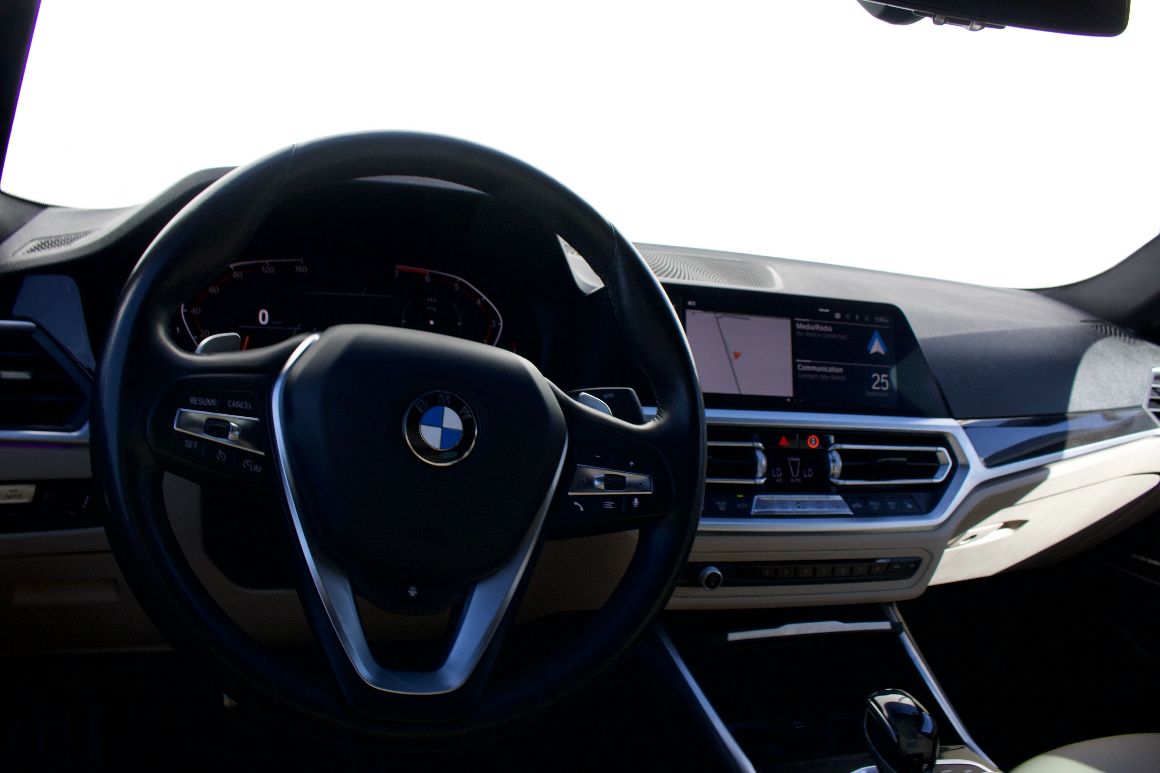BMW 3 Series photo 24