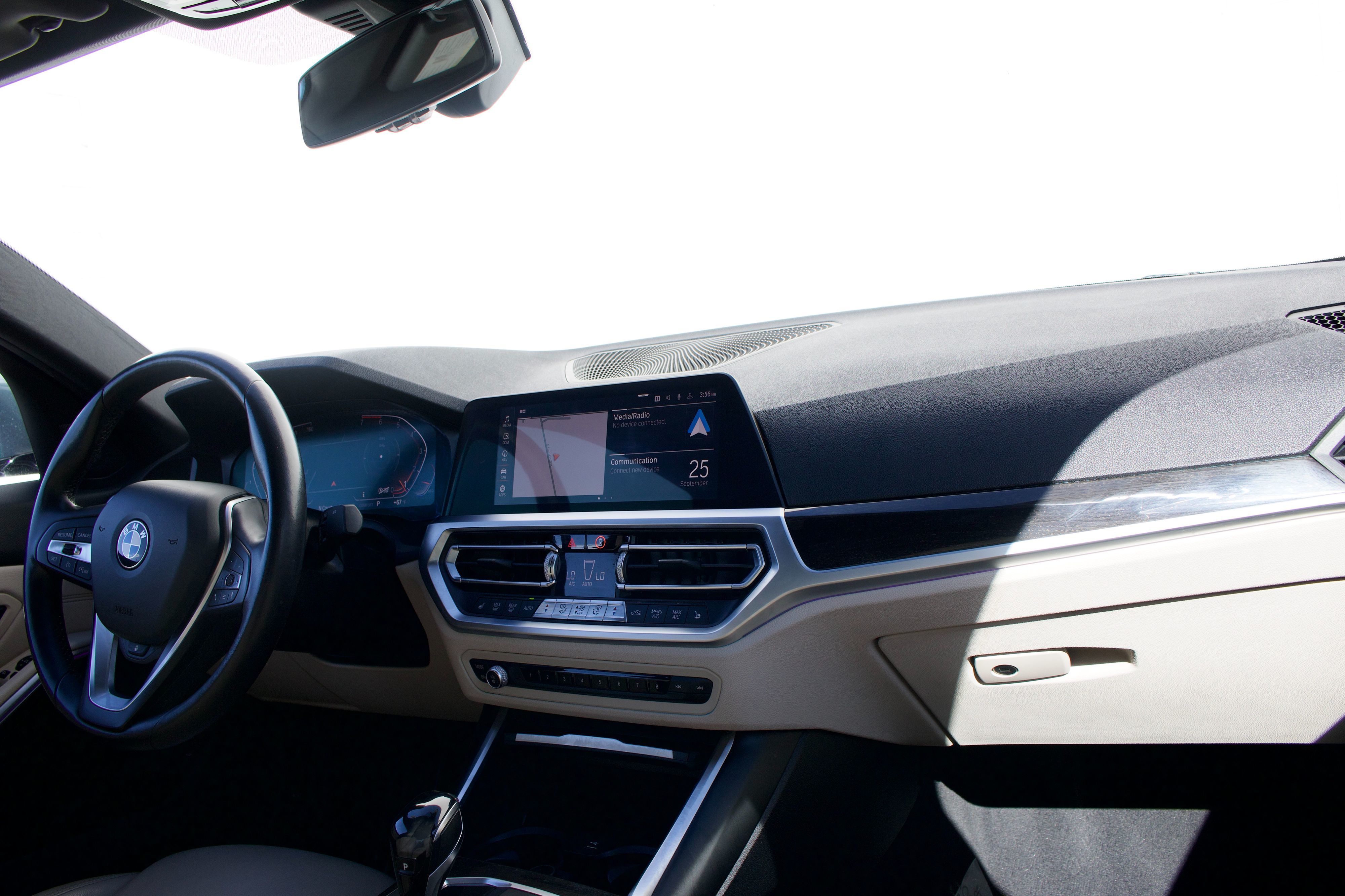 BMW 3 Series photo 25