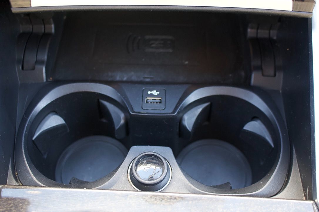 BMW 3 Series photo 32