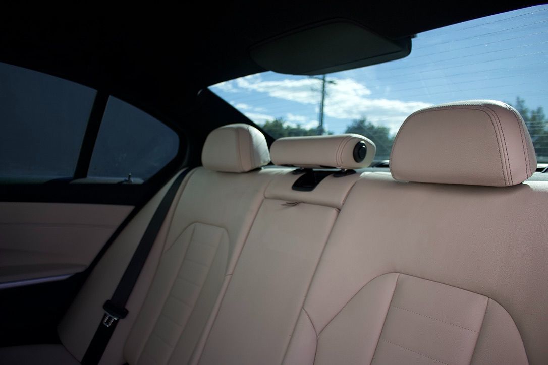 BMW 3 Series photo 34