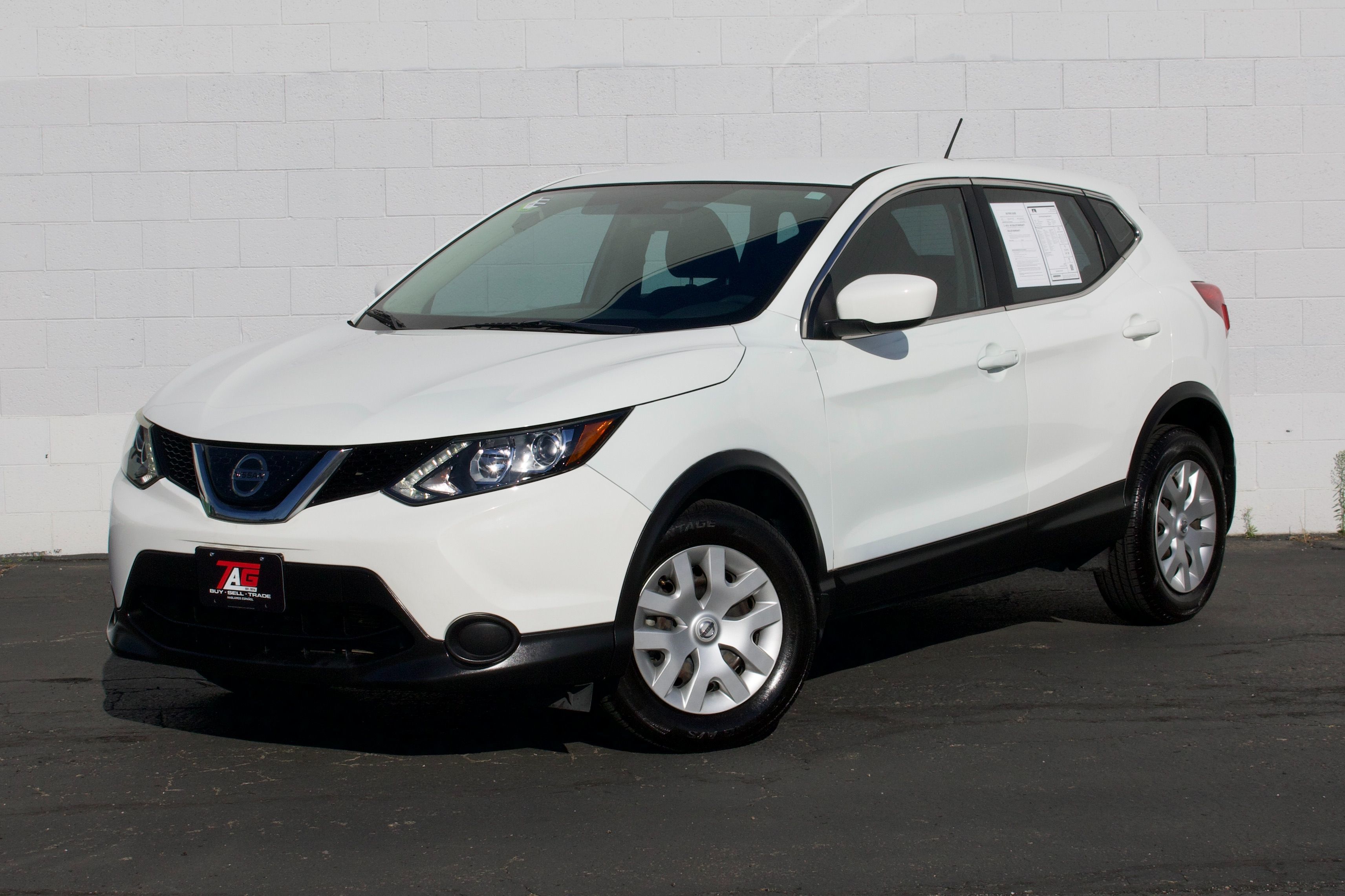 Nissan Rogue Sport photo 13