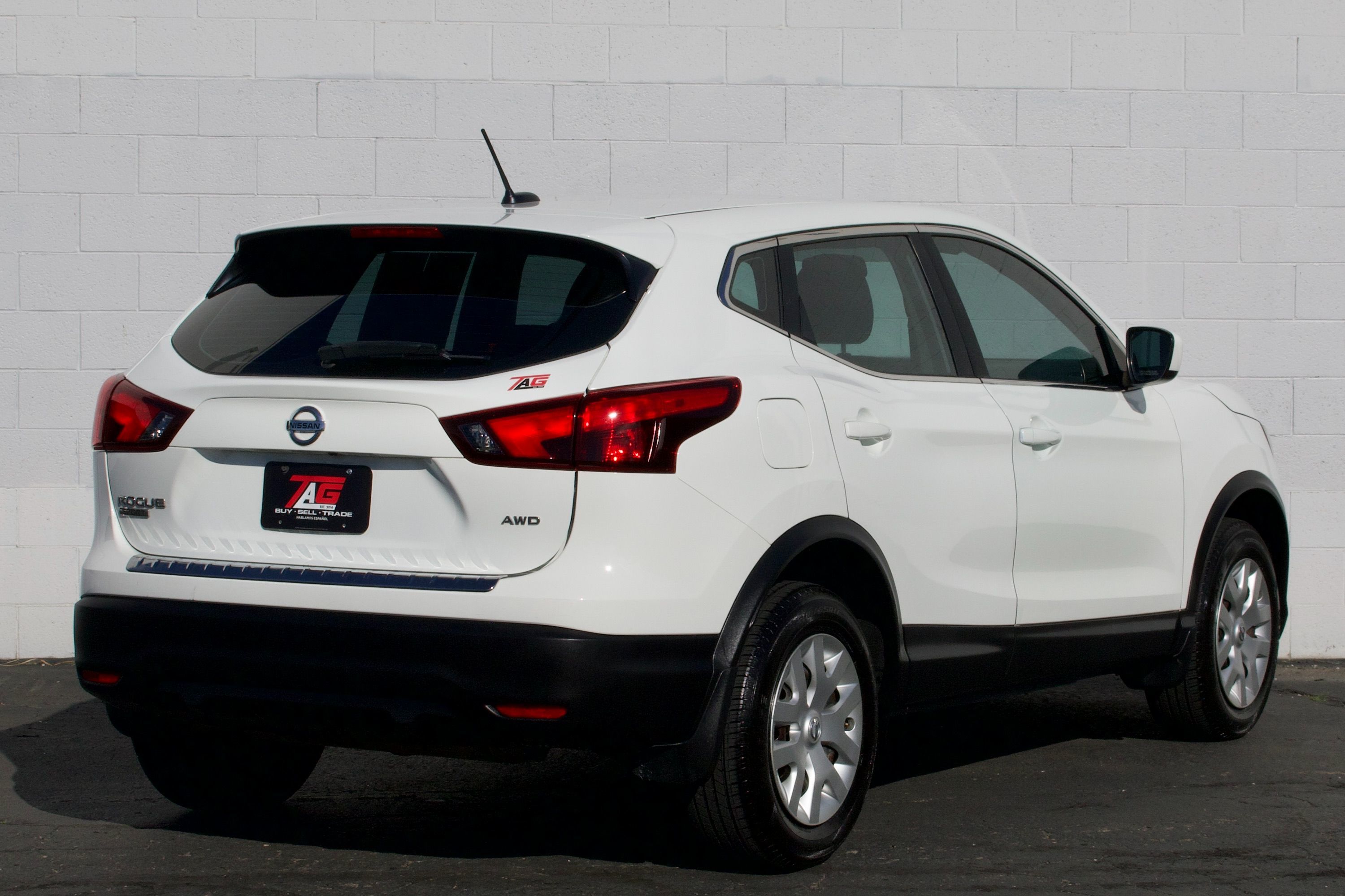 Nissan Rogue Sport photo 16