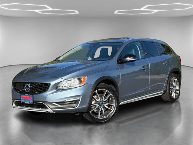 2017 Volvo V60 Cross Country T5 Premier AWD