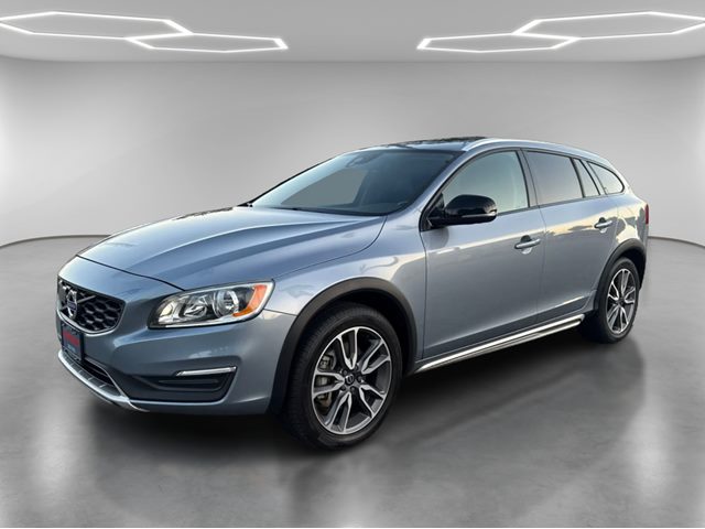 2017 Volvo V60 Cross Country T5 Premier AWD