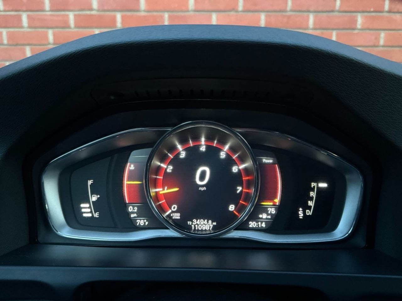 2017 Volvo V60 Base - Photo 18