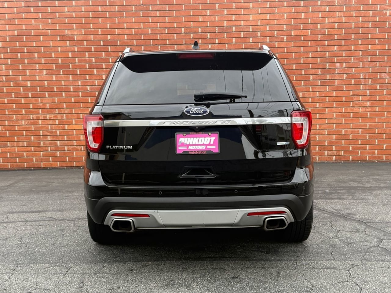 2016 Ford Explorer Platinum - Photo 11