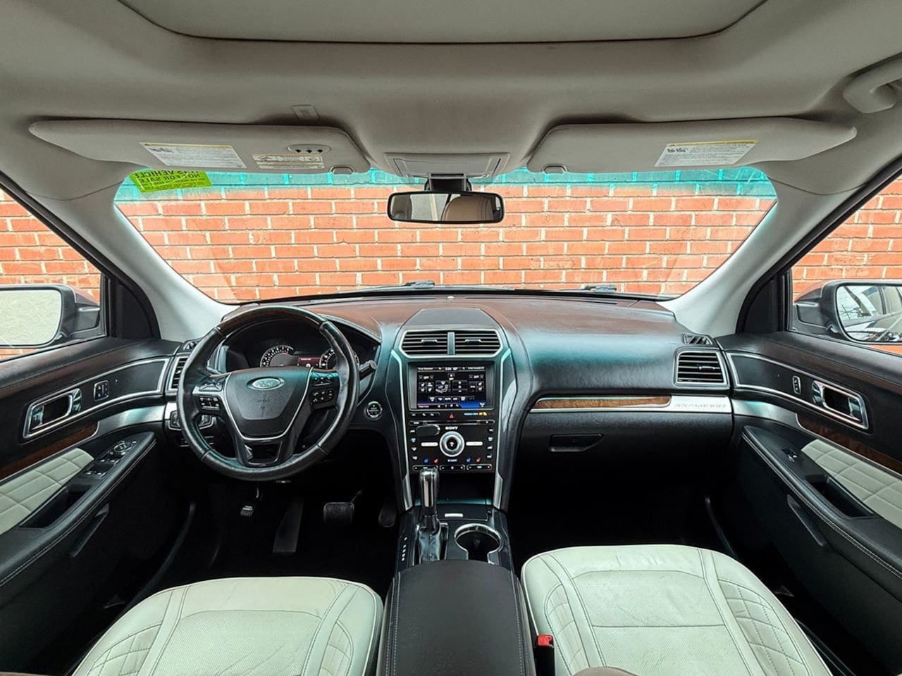 2016 Ford Explorer Platinum - Photo 38