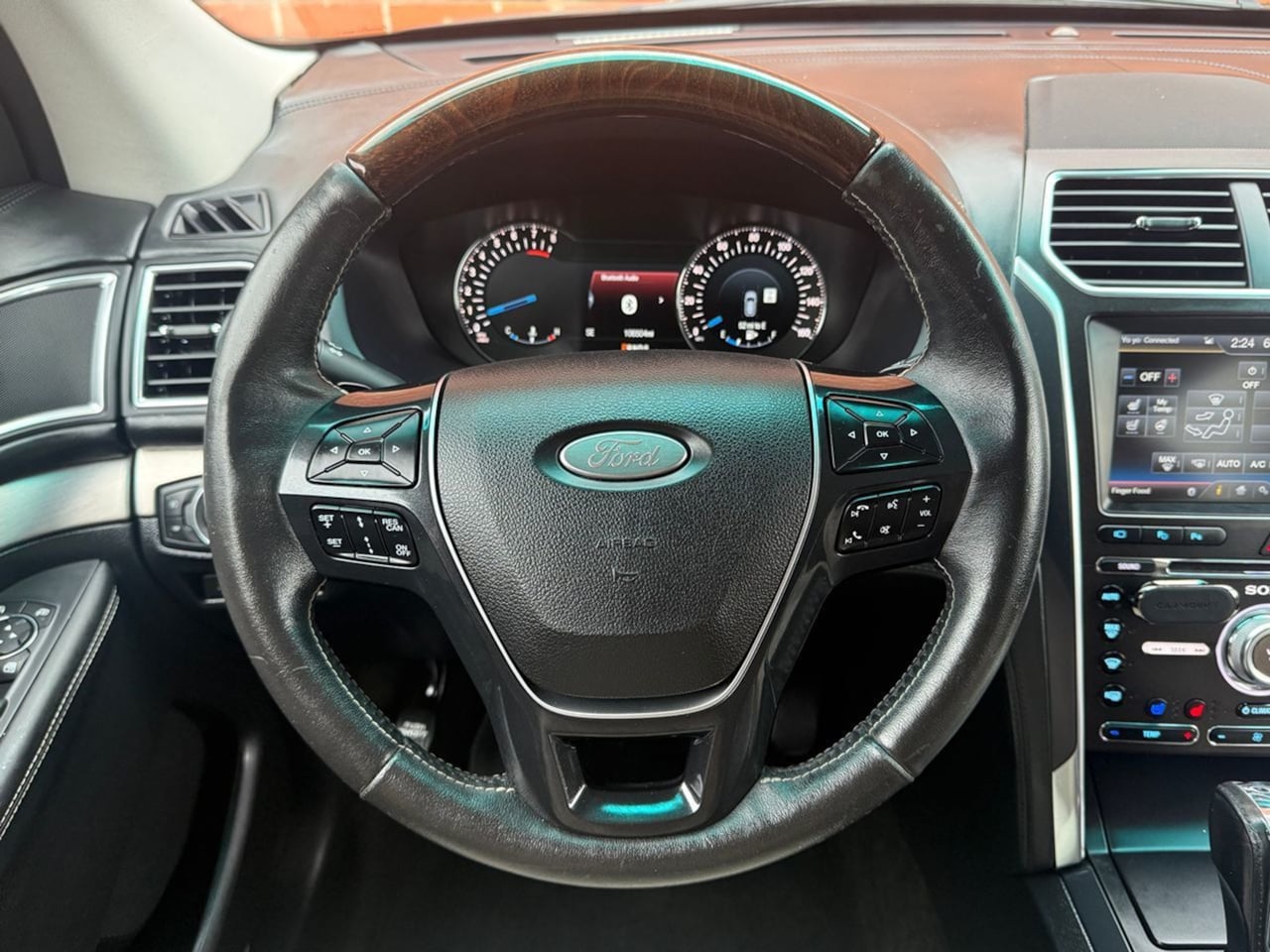 2016 Ford Explorer Platinum - Photo 42