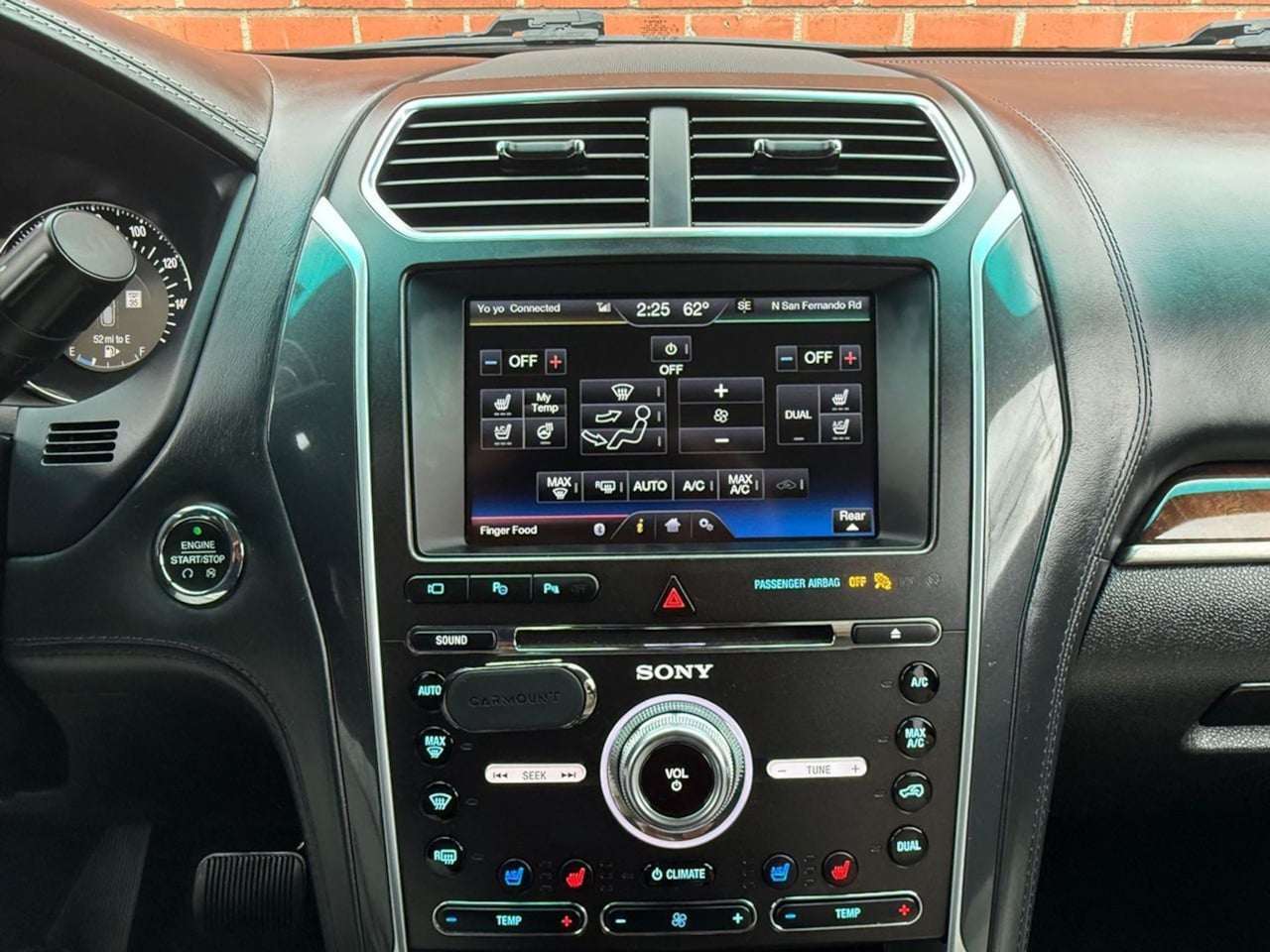2016 Ford Explorer Platinum - Photo 24