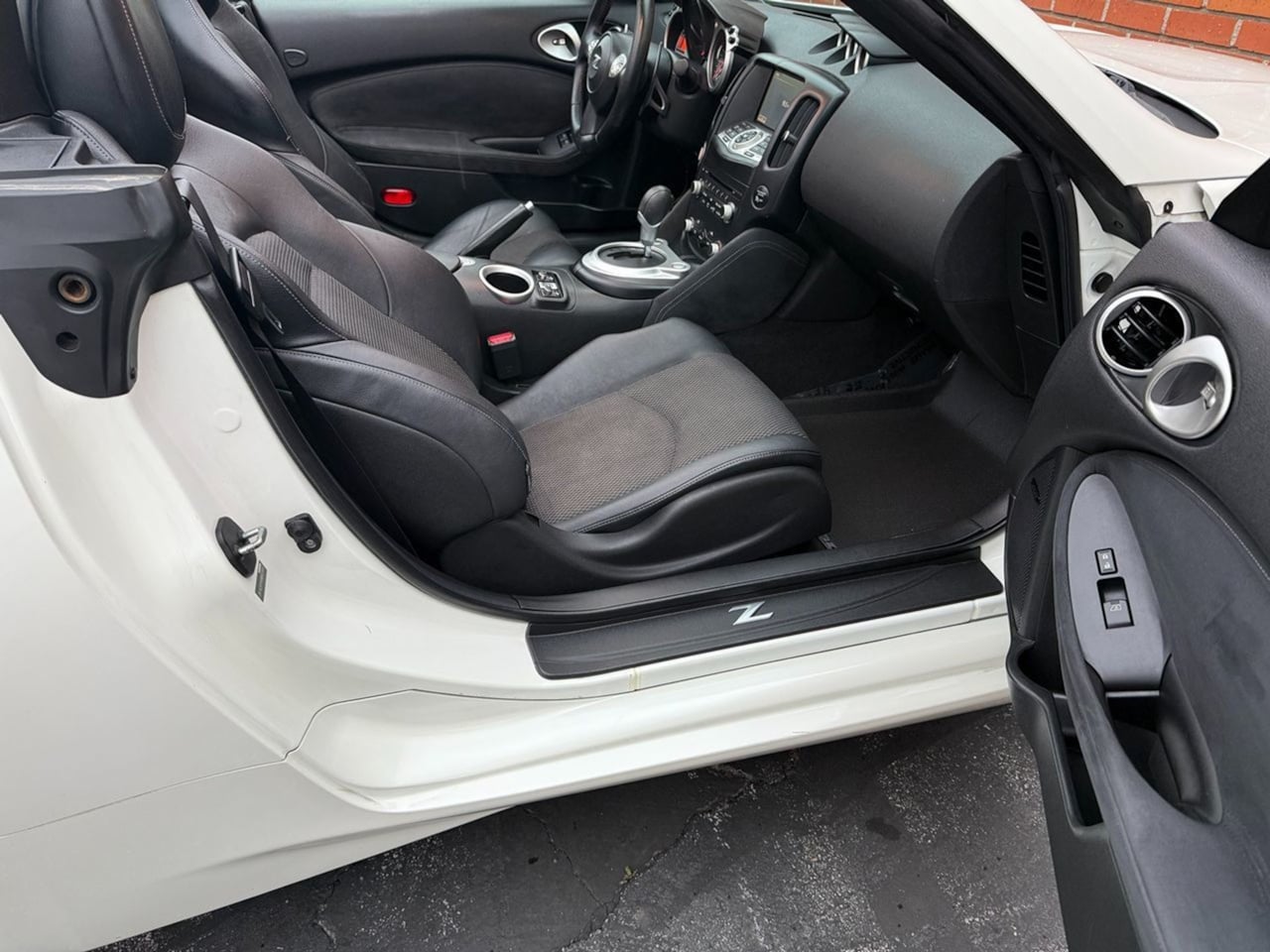 2010 Nissan 370Z Touring - Photo 41