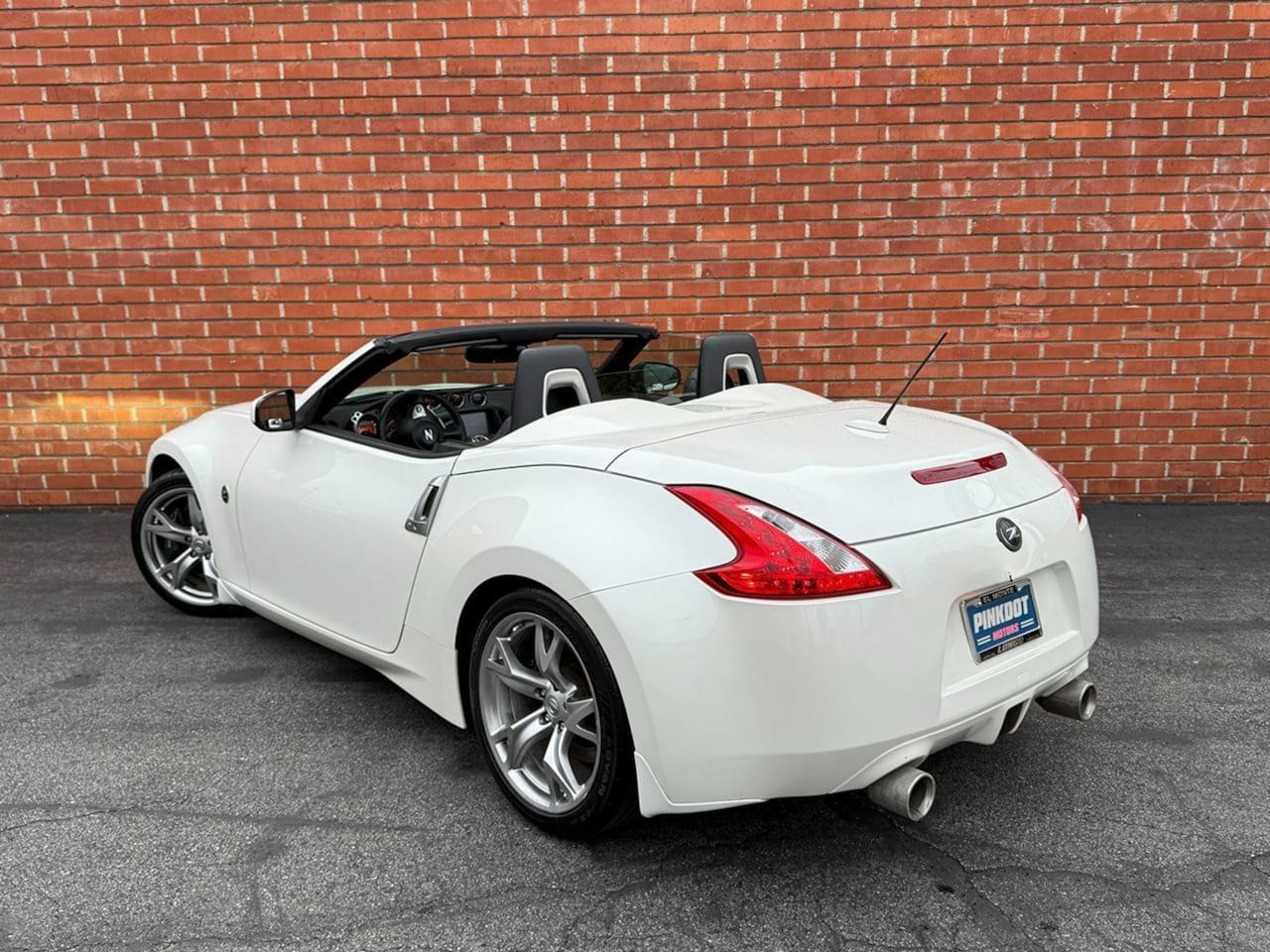 2010 Nissan 370Z Touring - Photo 16
