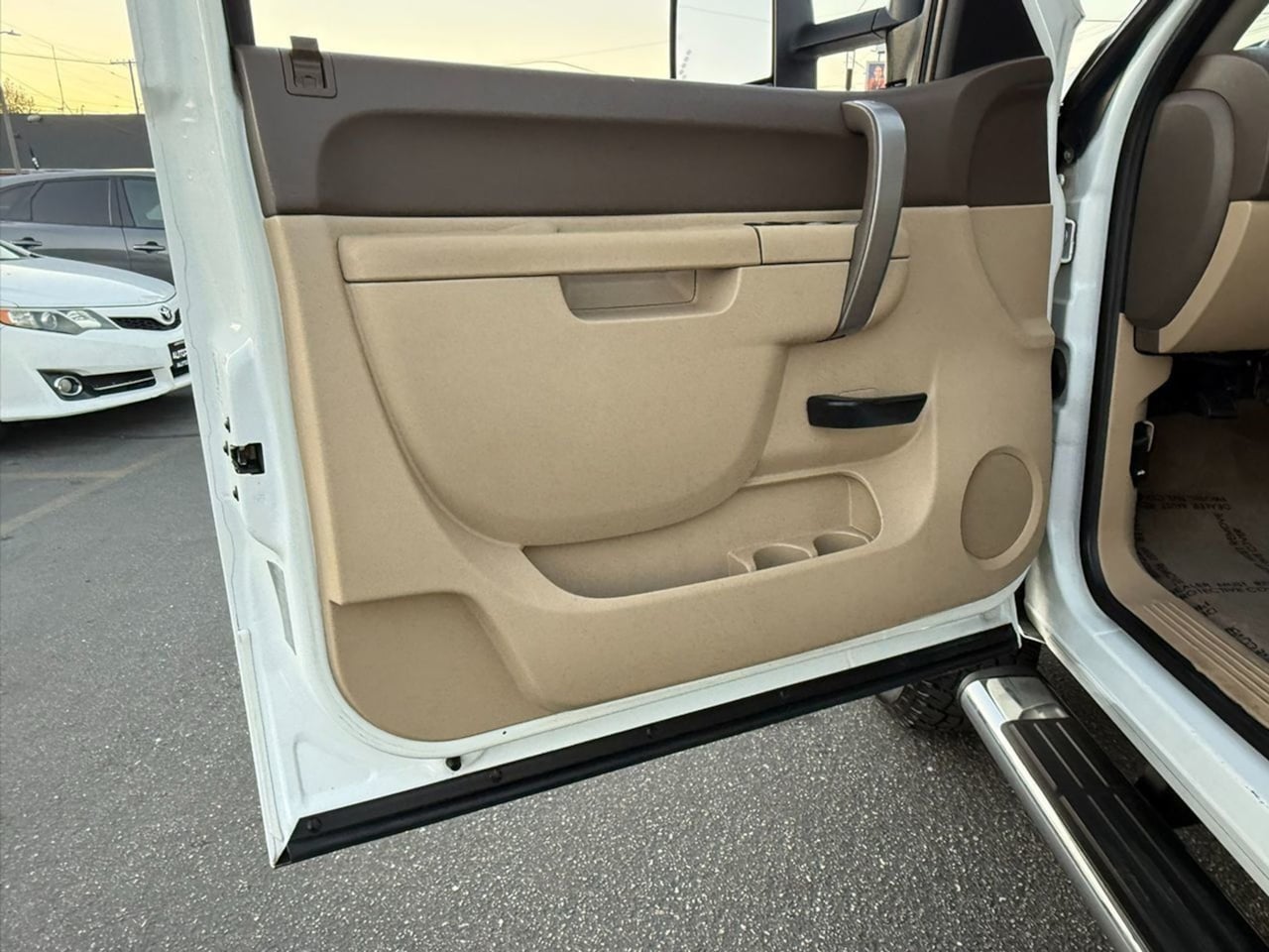 2013 Chevrolet Silverado 3500HD LT - Photo 25