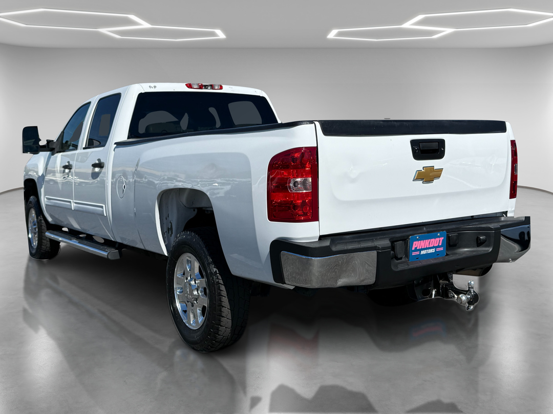 2013 Chevrolet Silverado 3500HD LT - Photo 3