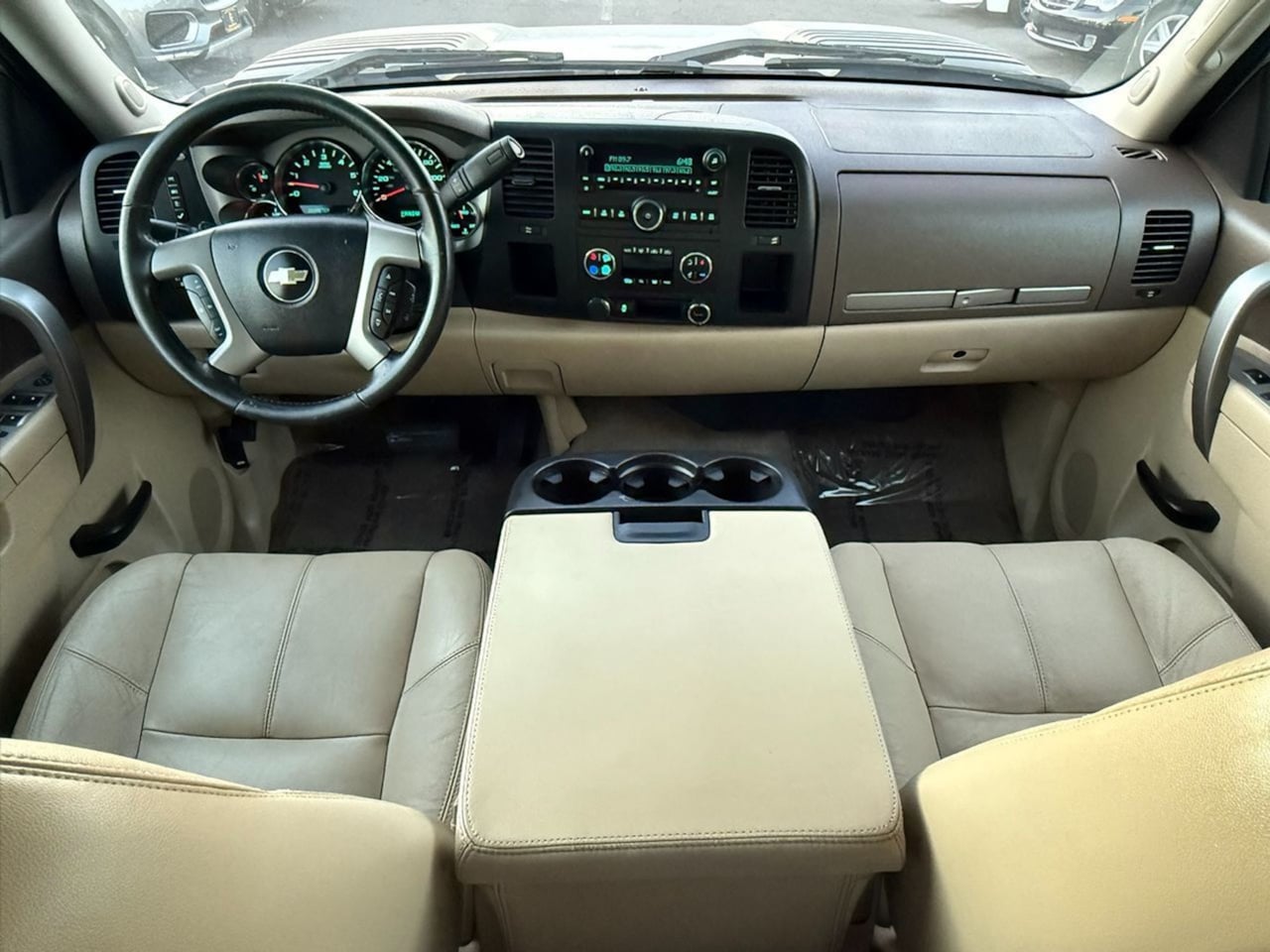 2013 Chevrolet Silverado 3500HD LT - Photo 40