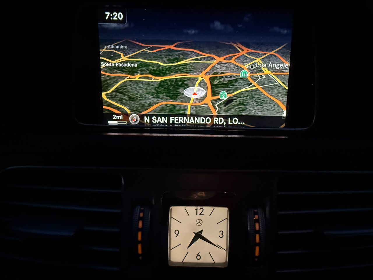 Mercedes-Benz E 550 photo 20