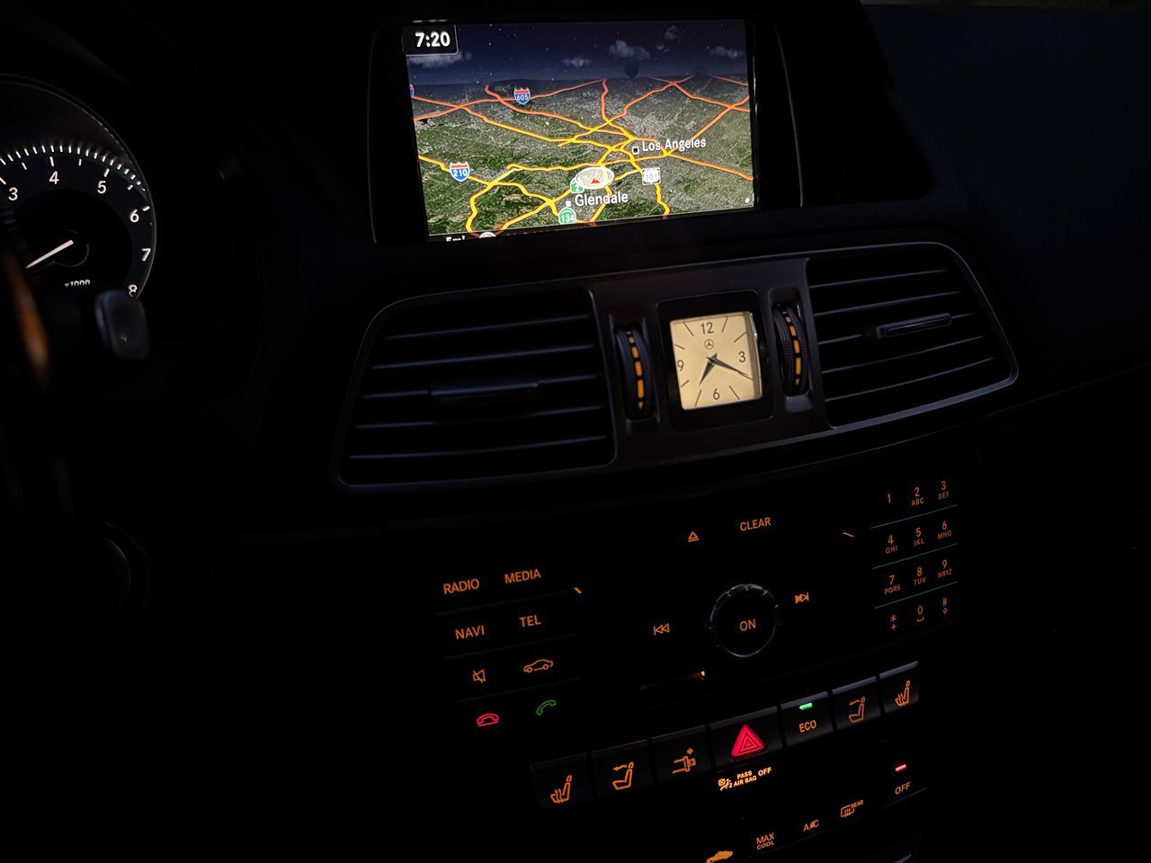 Mercedes-Benz E 550 photo 56