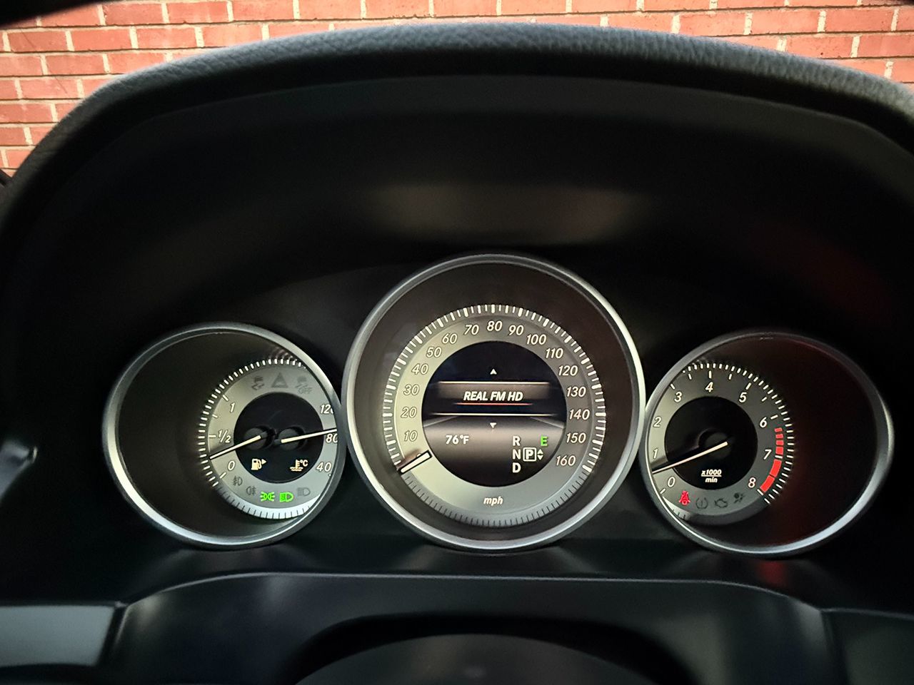 Mercedes-Benz E 550 photo 69