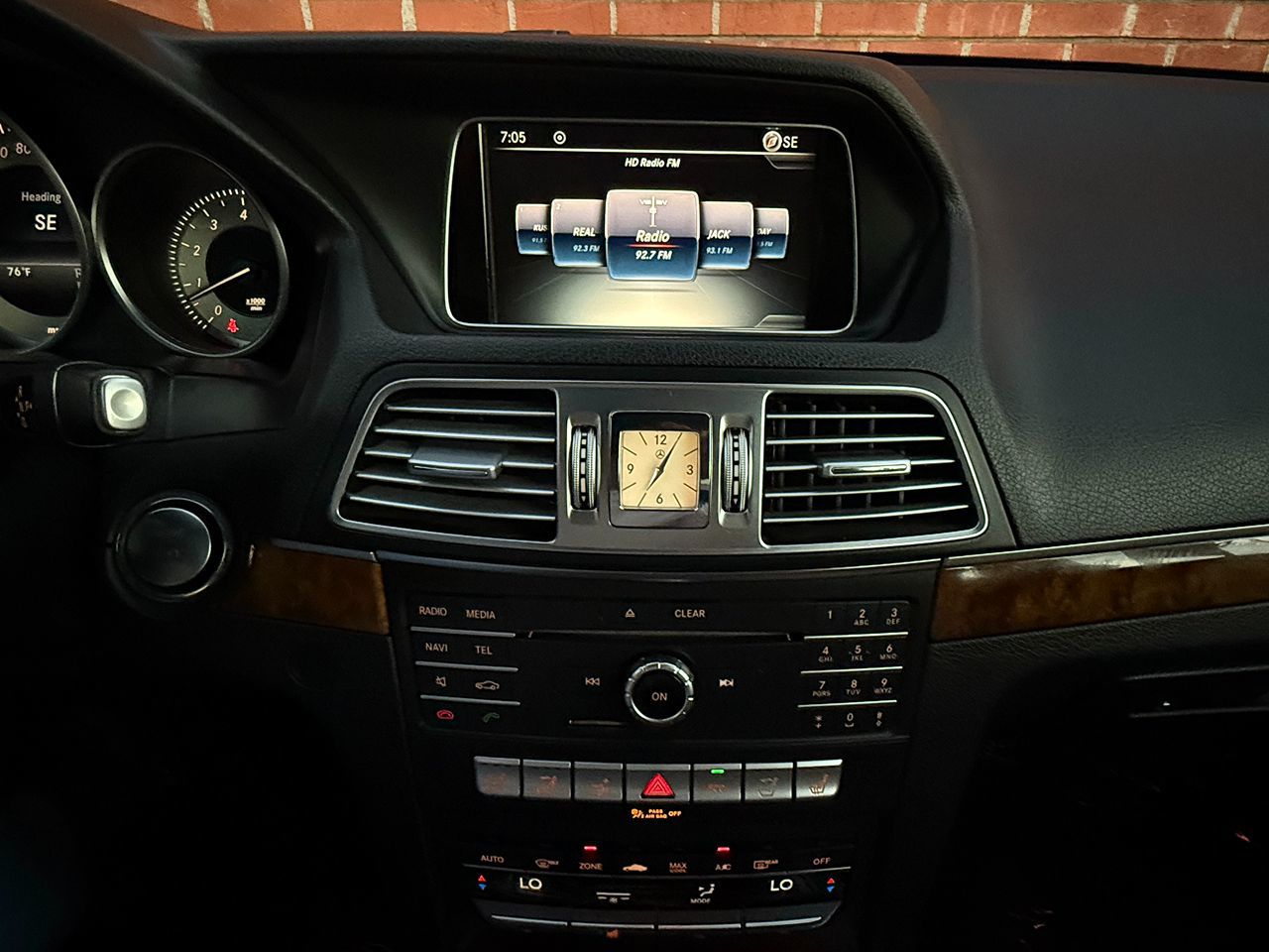 Mercedes-Benz E 550 photo 74