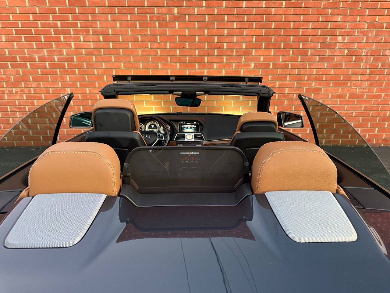 Mercedes-Benz E 550 photo 10