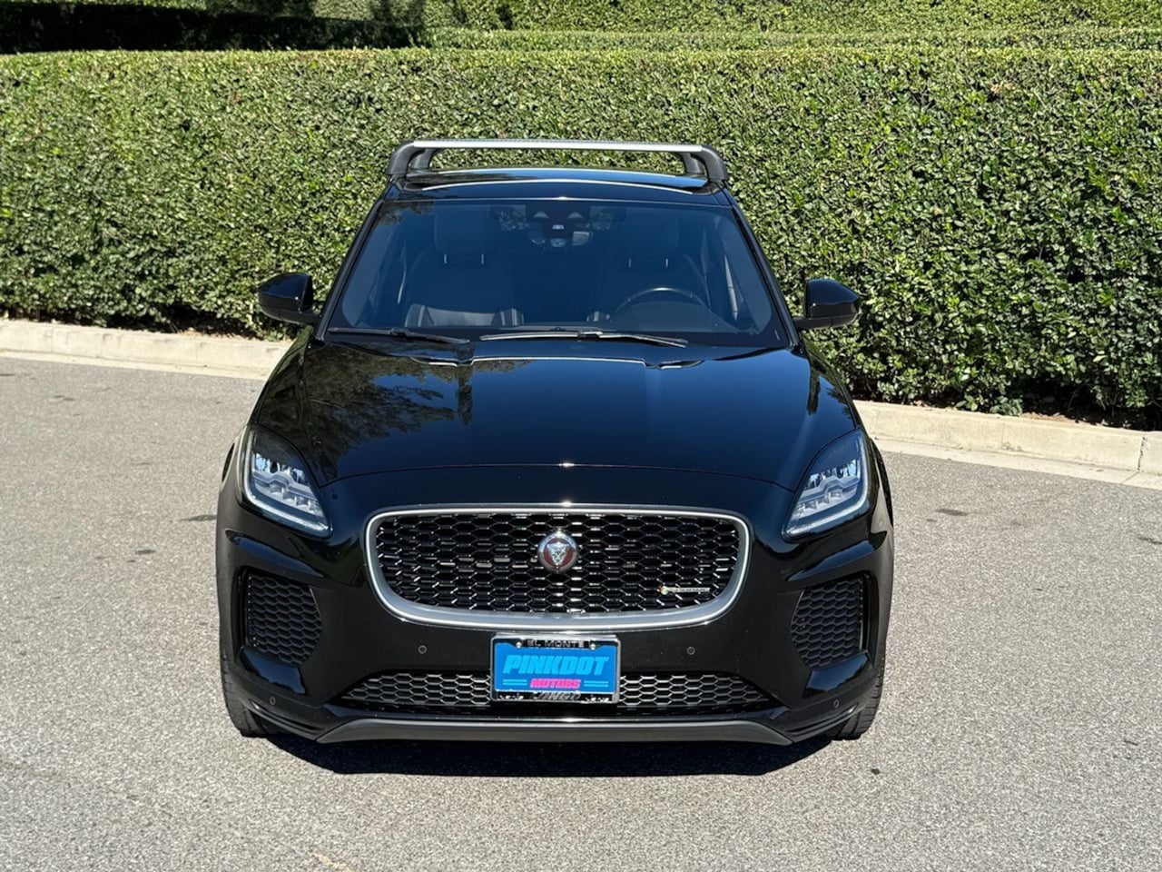 Jaguar E-PACE photo 29